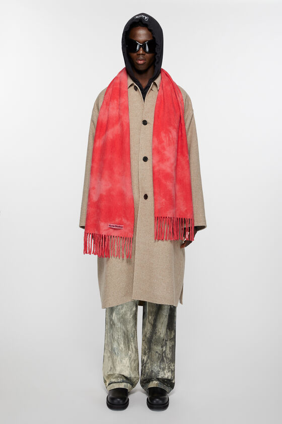 Shop Acne Studios Logo-appliqué Wool Scarf In Red