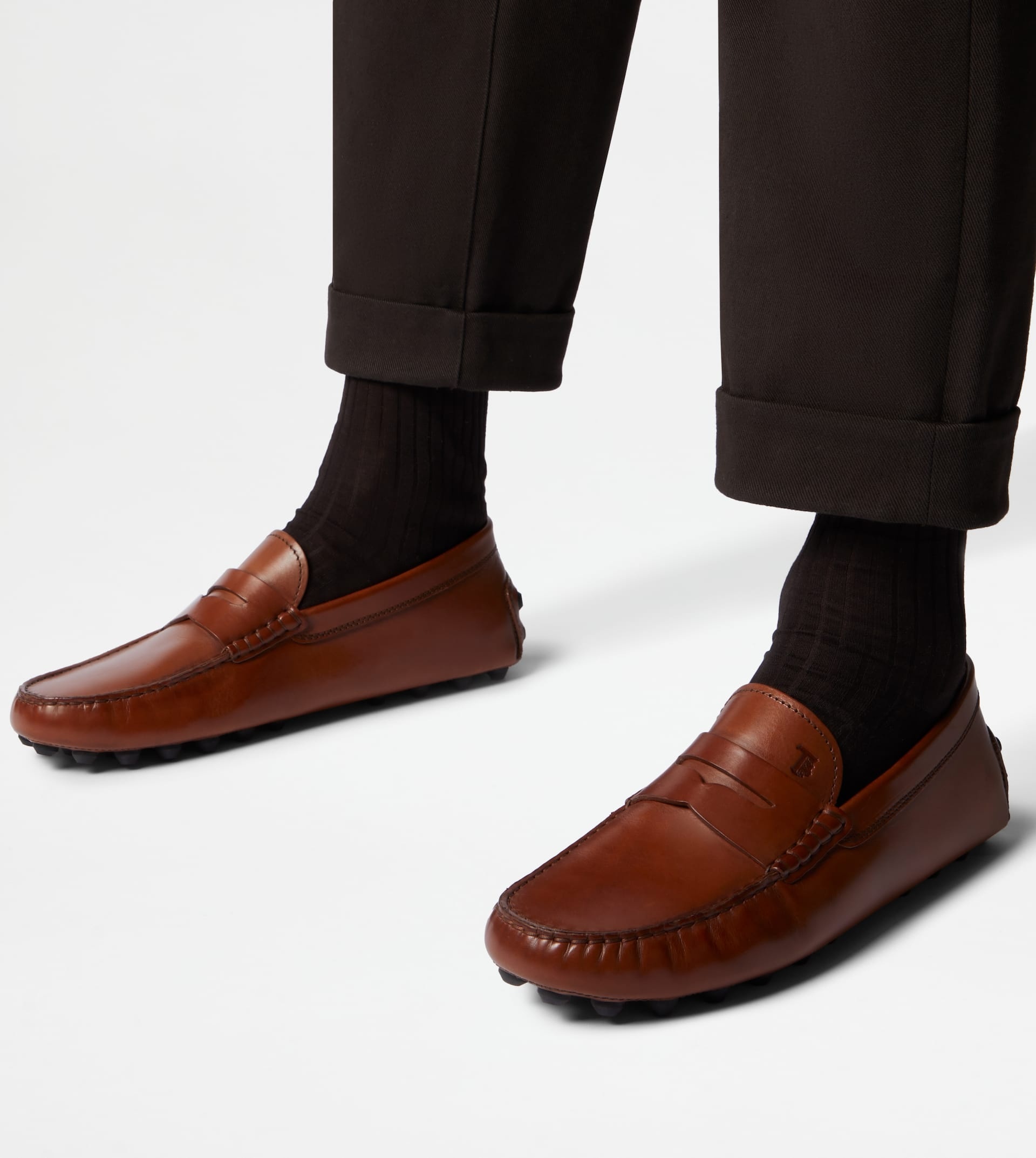 Tod's Gommino Bubble Leather Driving Moccasins In Brown