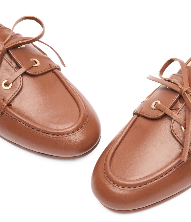 Stuart Weitzman Tinsley Moccasin