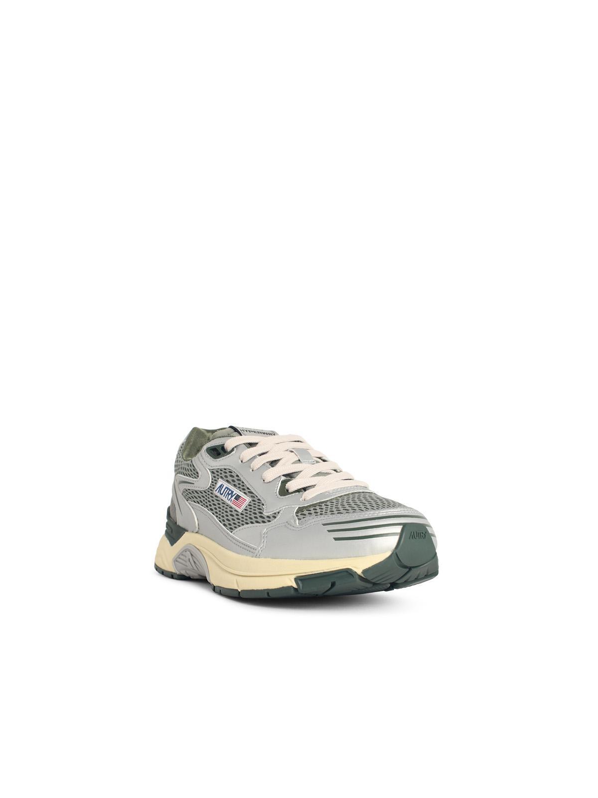 Autry Hyperway Micro-hole Low Sneakers In White