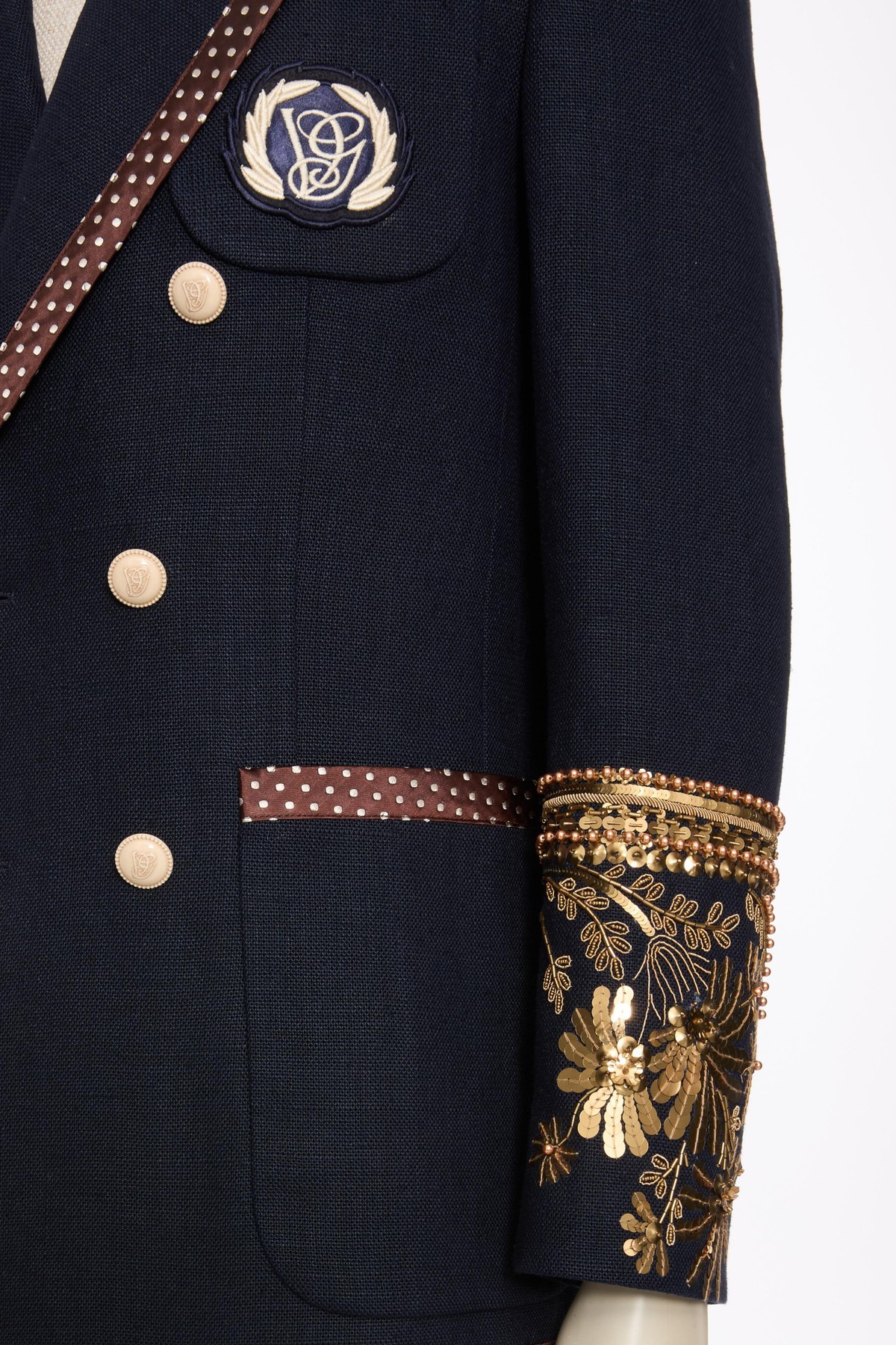 Valentino Long-sleeved Suit Jacket In Black