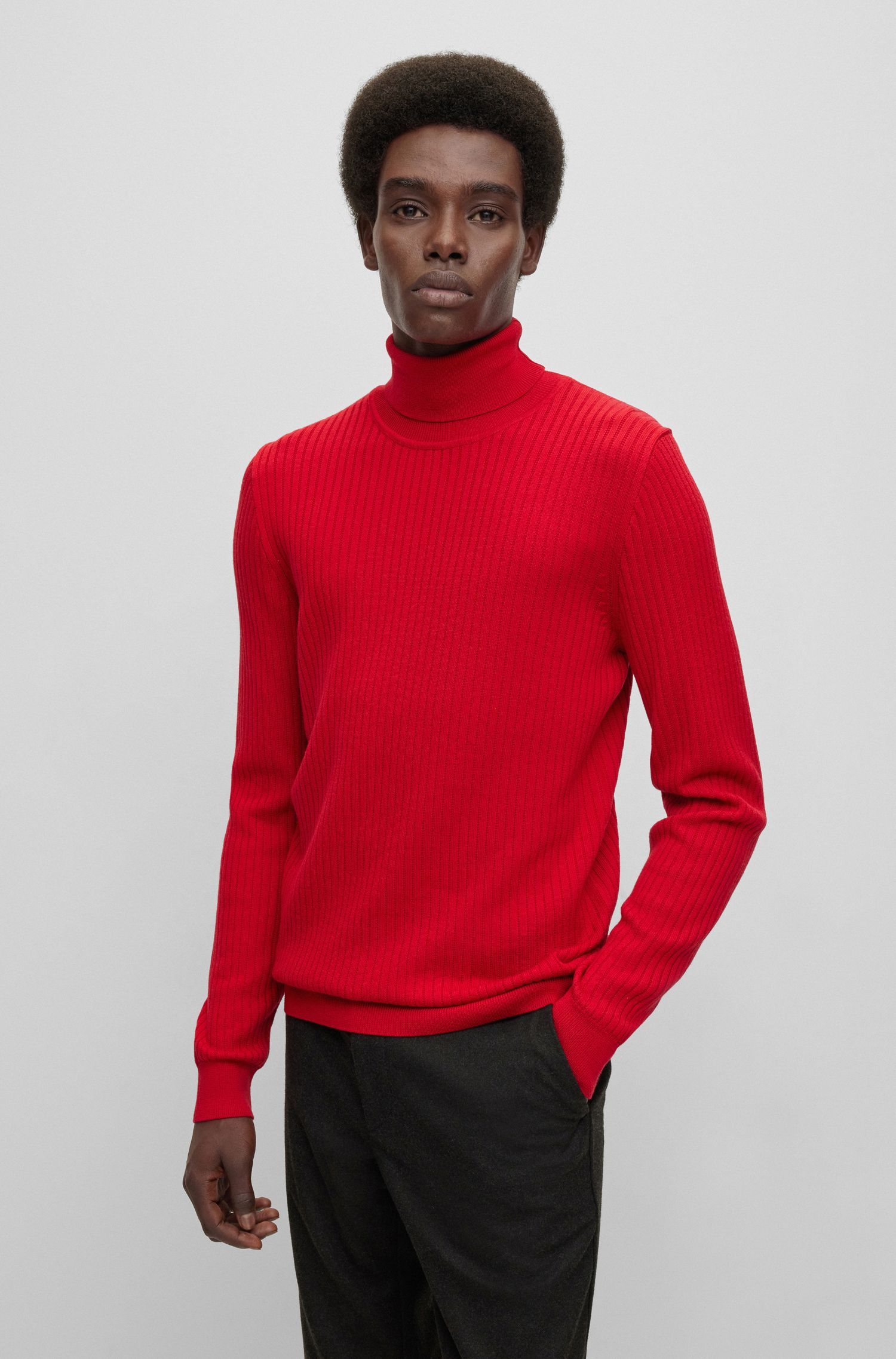 HUGO BOSS TURTLENECK SWEATER 