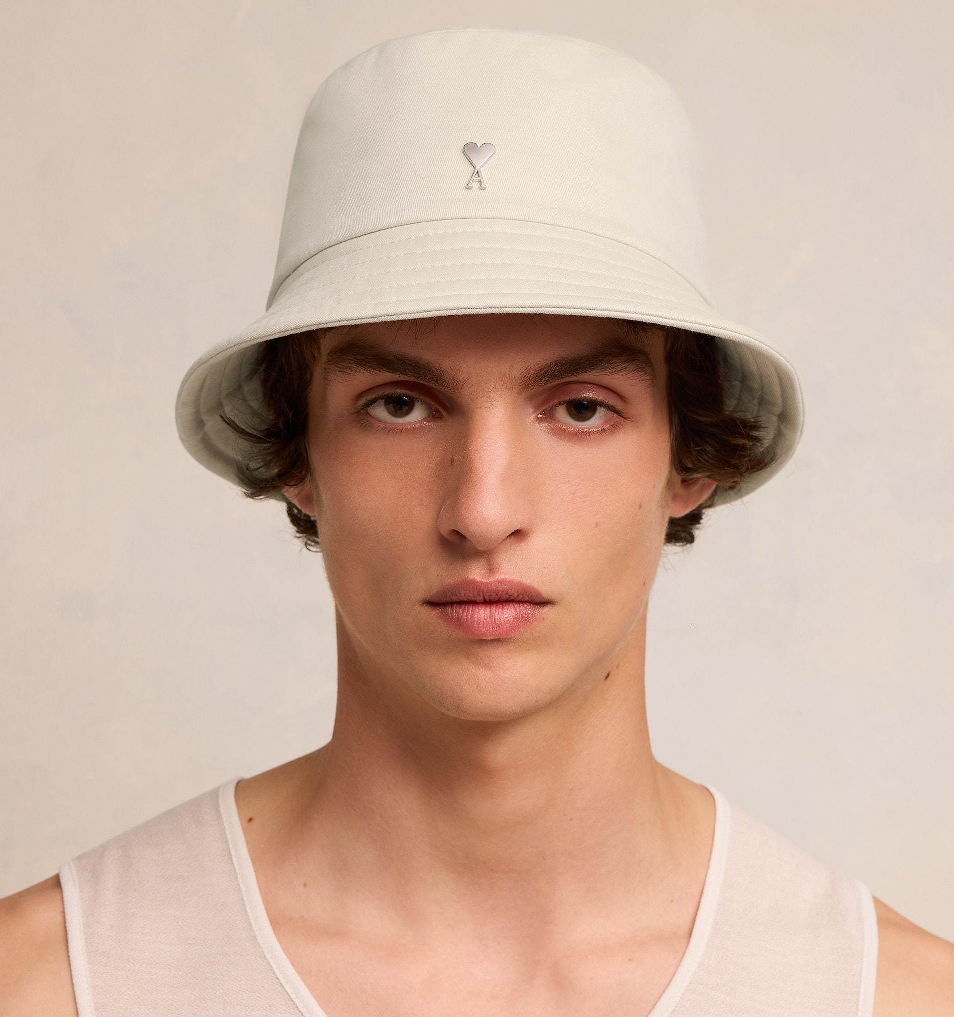 Ami Alexandre Mattiussi Ami Ami-de-coeur Logo Plaque Bucket Hat In Nude