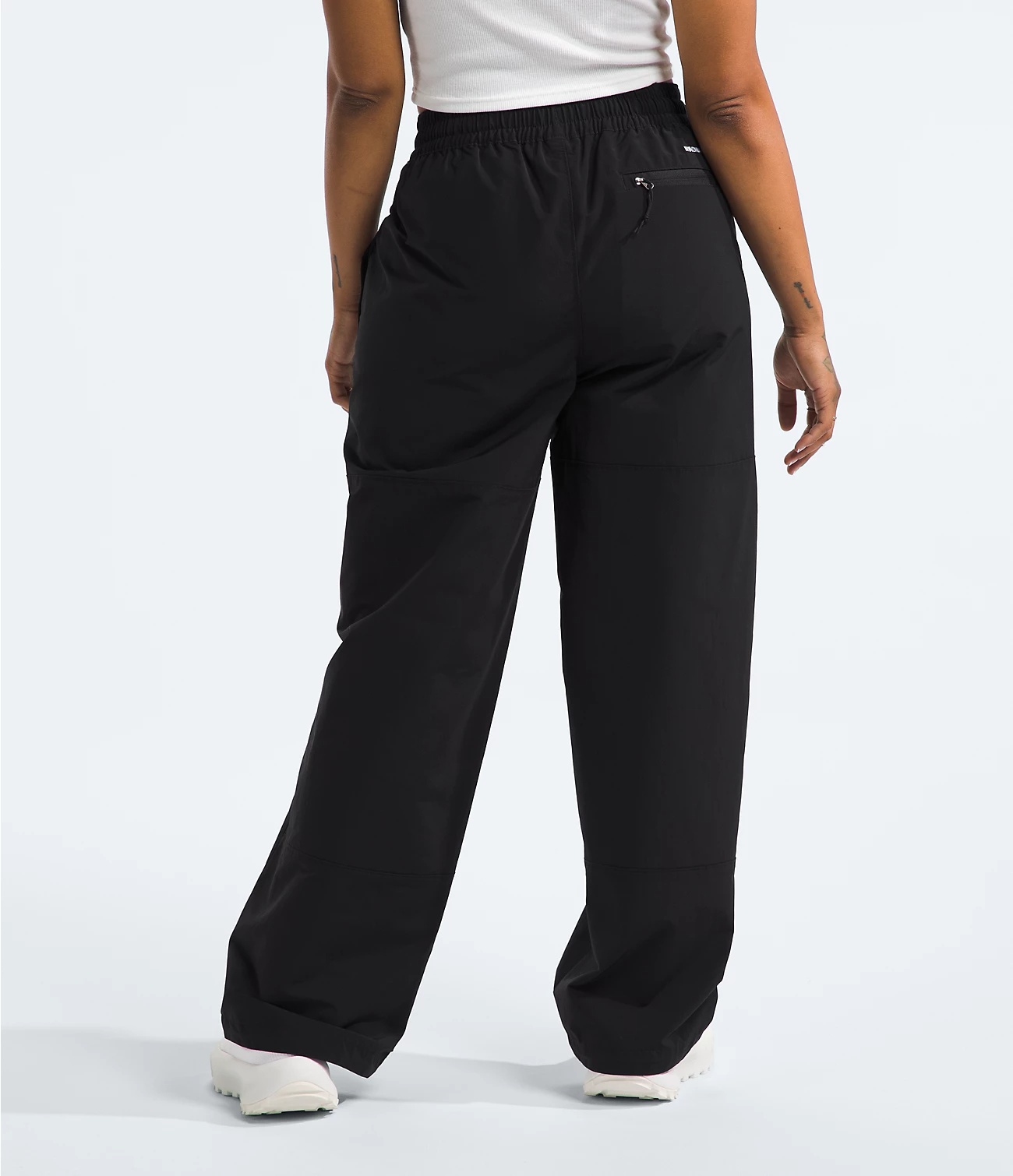 The North Face Trousers Elastic Waistband Pockets In Black