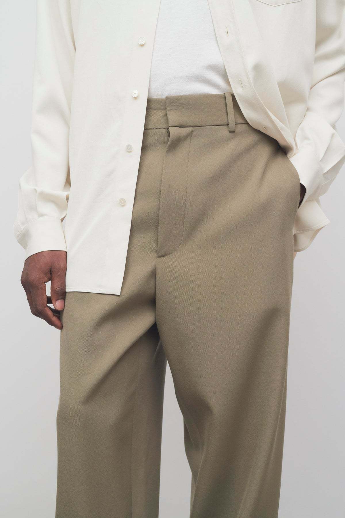 The Row Belt Loop Wool Casual Pants In Green
