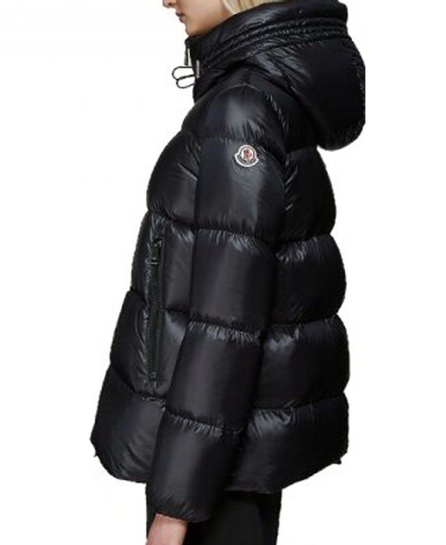 Moncler Drawstring Hooded Down Jacket In Black