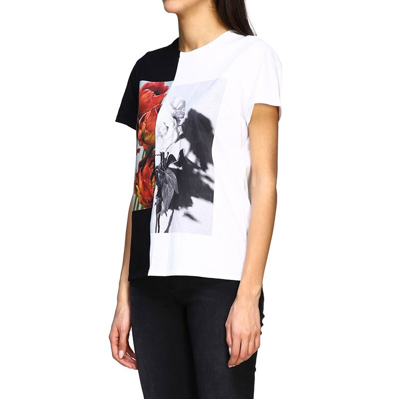 Alexander Mcqueen Logo Round Collar Short-sleeved T-shirt In Black