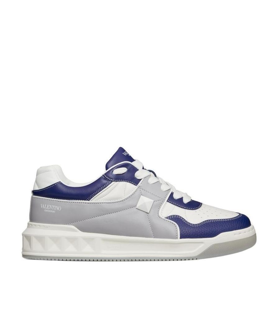 VALENTINO GARAVANI VALENTINO	GARAVANI ONE STUD LACE-UP SNEAKERS