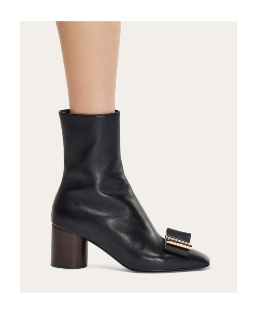 Ferragamo Women's Leonia Leather Ankle Boots In Black