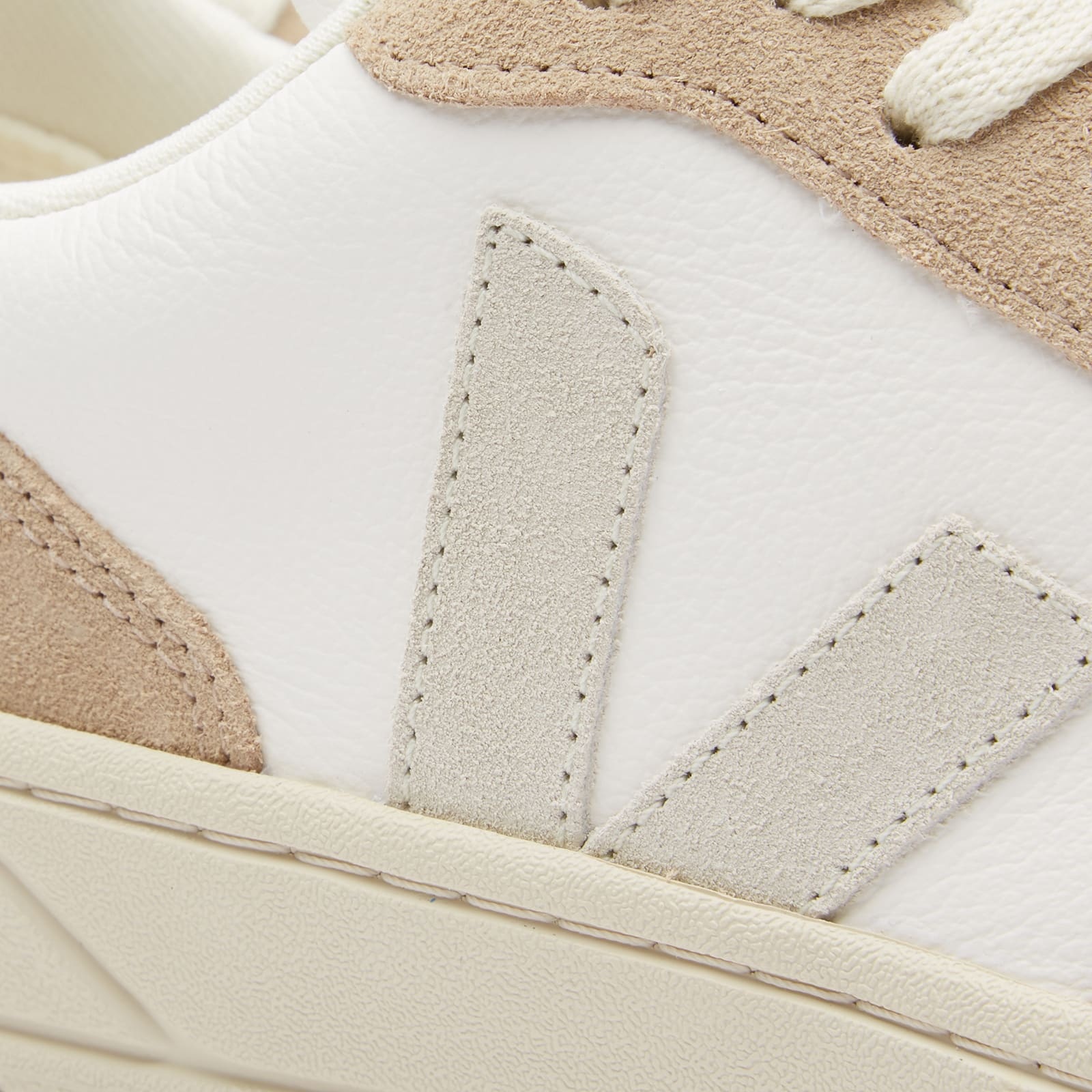 Veja Woman Sneakers White Size 6 Leather In White