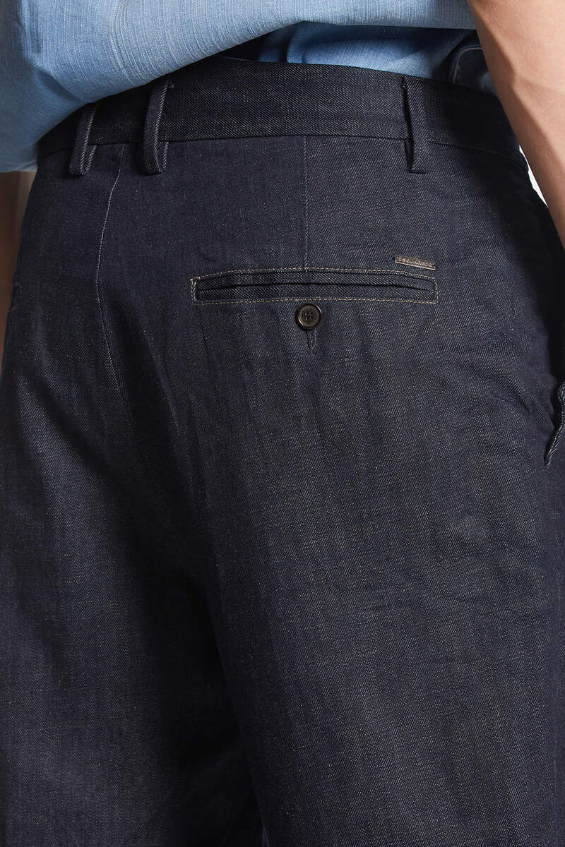 Shop Dsquared2 Straight-leg Jeans In Black