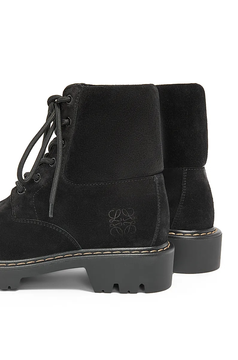 Loewe Sierra Short Boots In Black