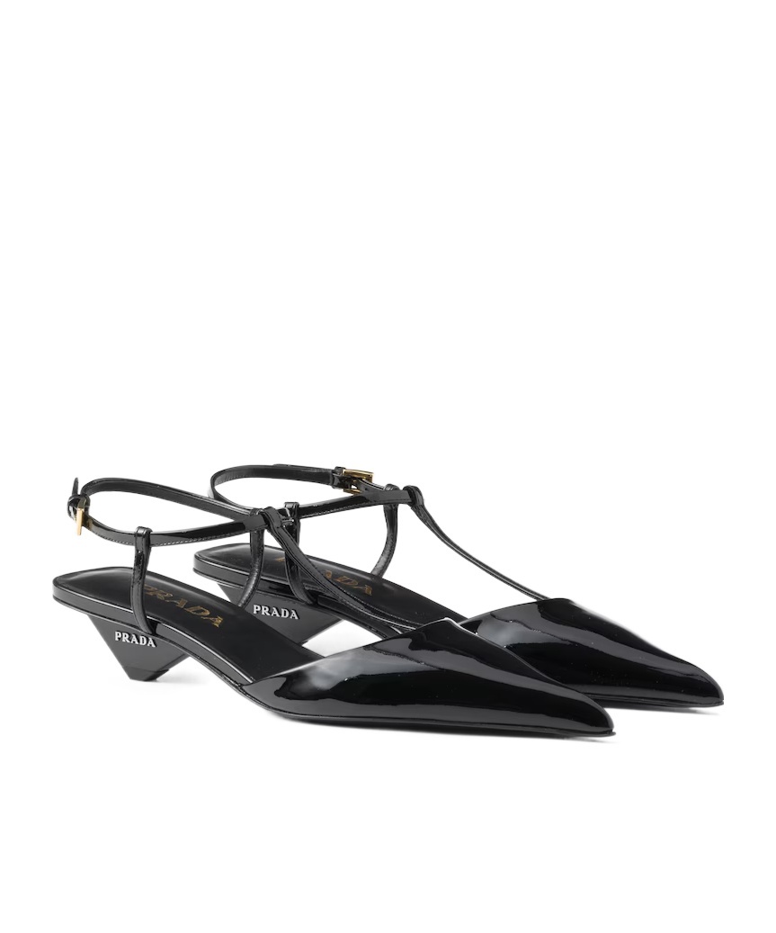 Prada 35 Calf Leather Pumps In Black