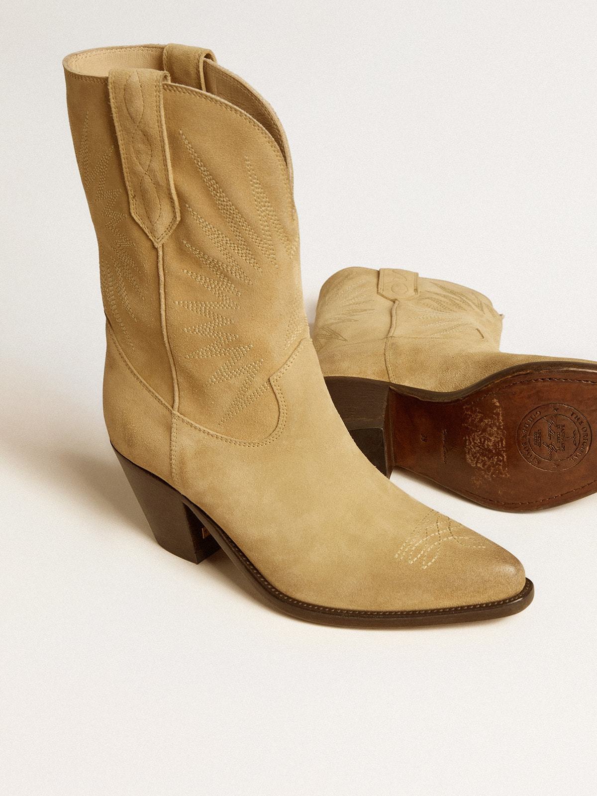 Golden Goose Pointed Short Boots In Nude