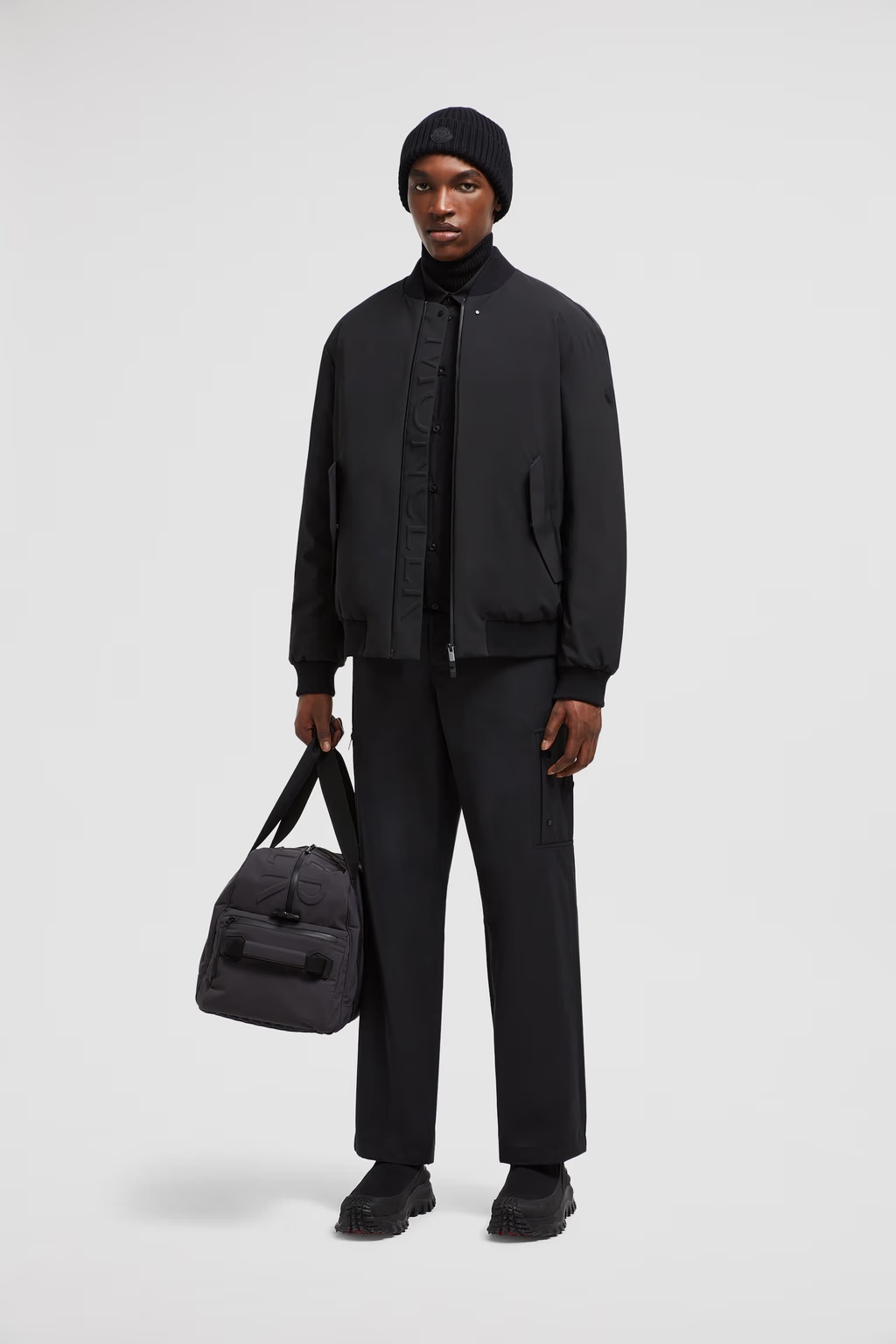 Moncler Logo-patch Cargo Trousers In Black