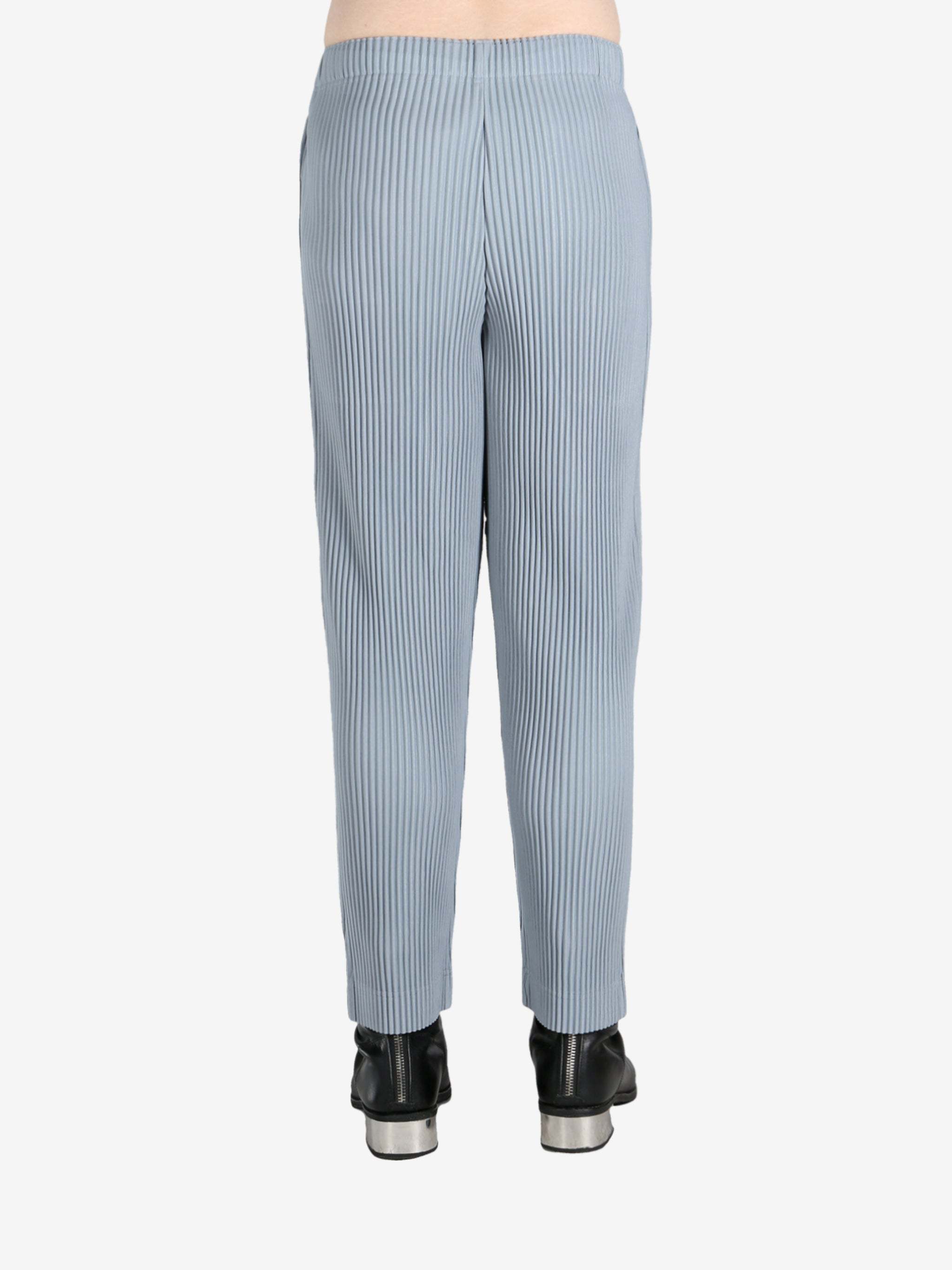 Issey Miyake Pleated Straight-leg Trousers In Green