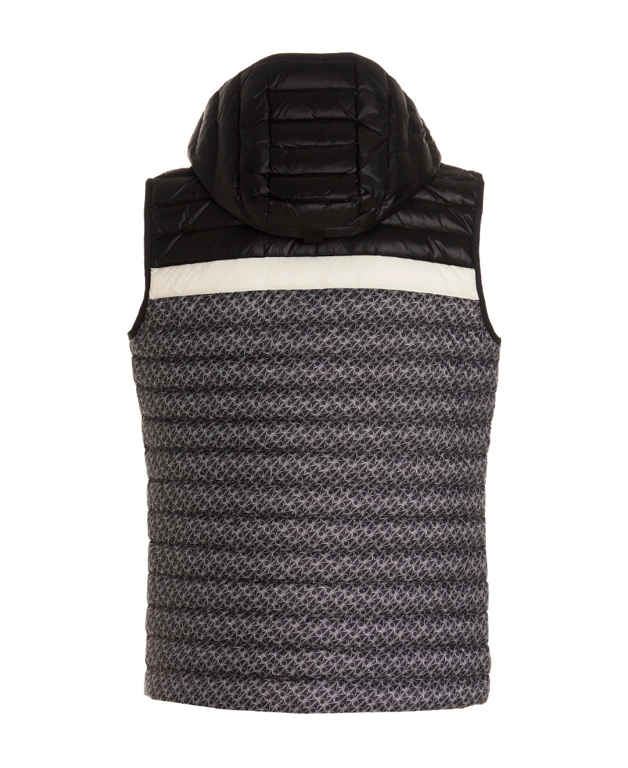 Moose Knuckles Logo Jacquard Padded Gilet In Black