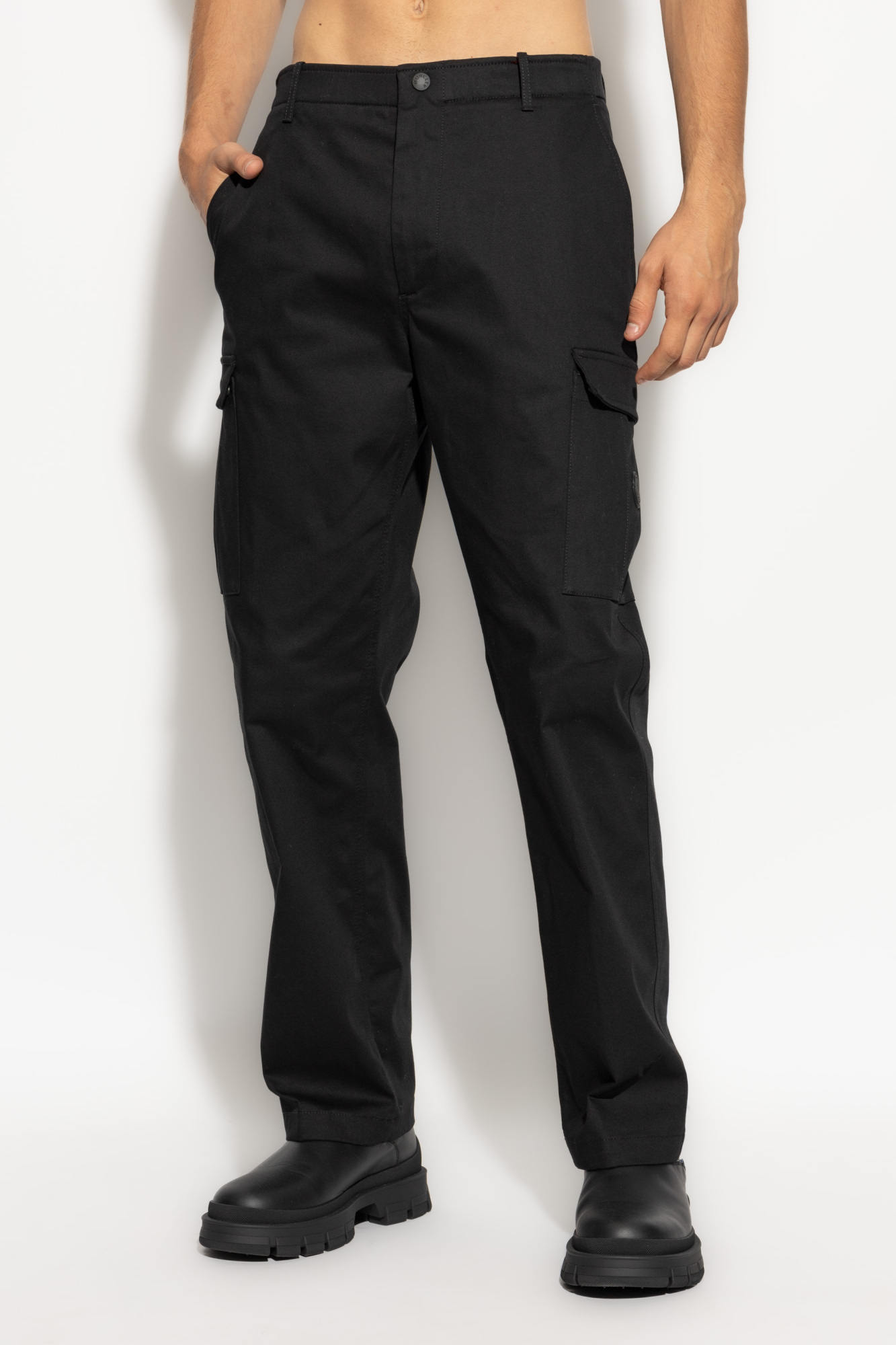 Moncler Cargo Pants With Logo In Black