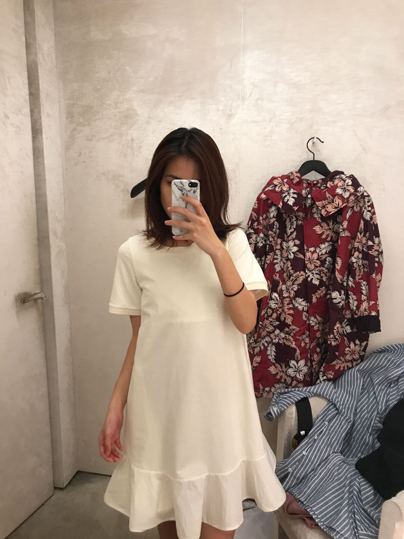 Moncler Horn-shaped Lotus Leaf Edge Dress In White