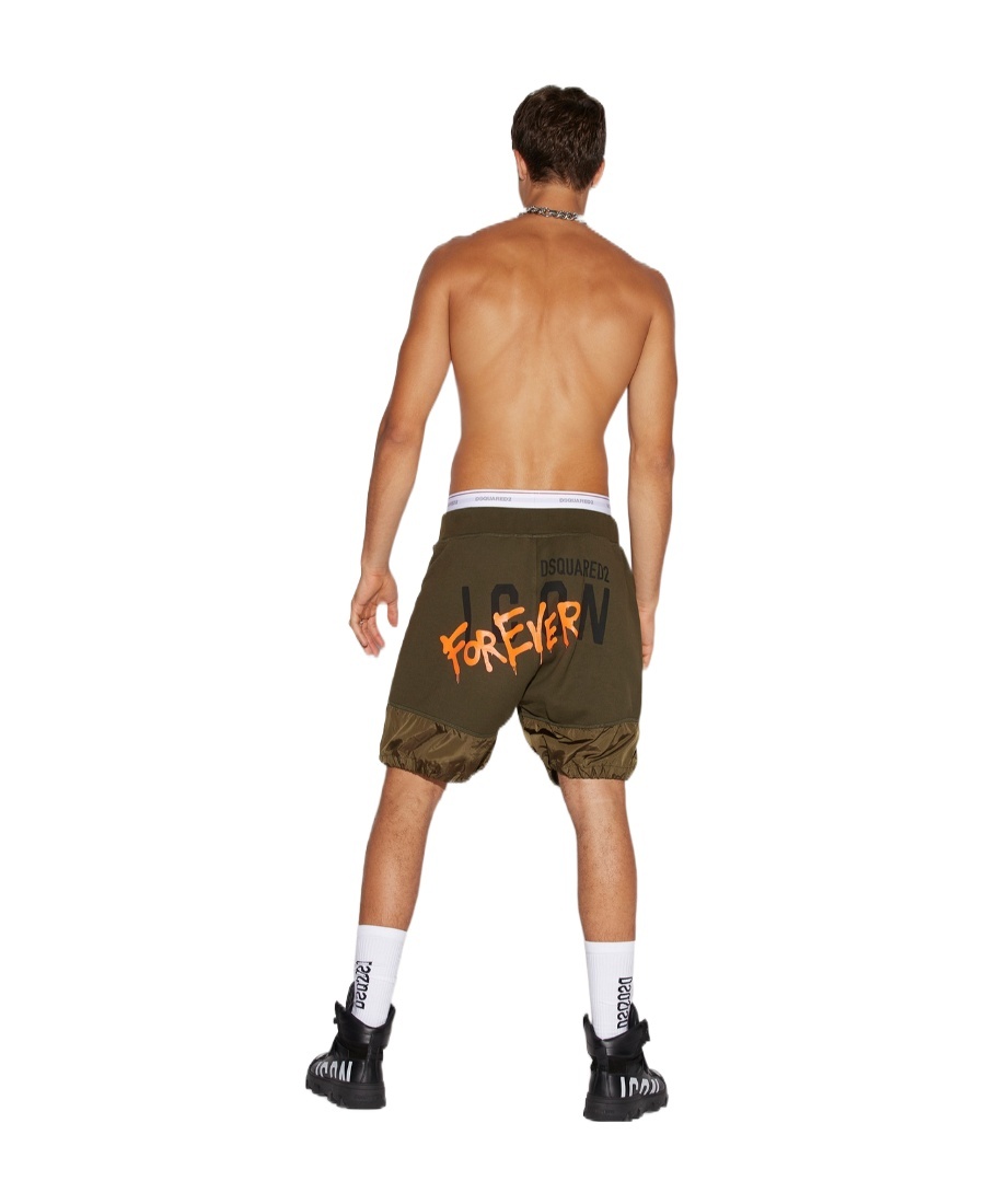 Dsquared2 Logo-print Toggle Detail Shorts In Green