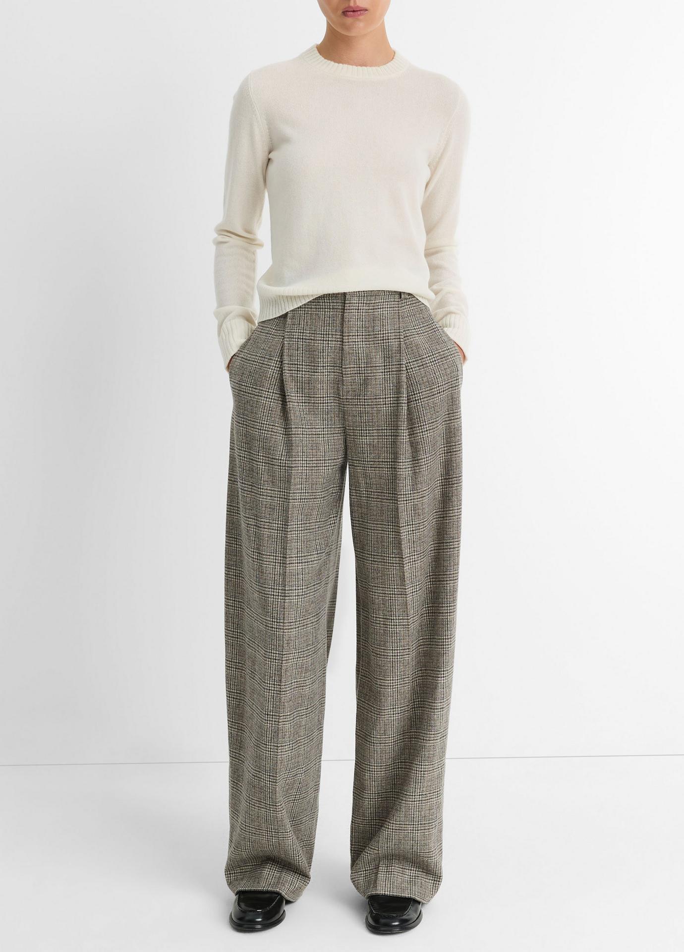 Vince Cashmere Crewneck Sweater In White
