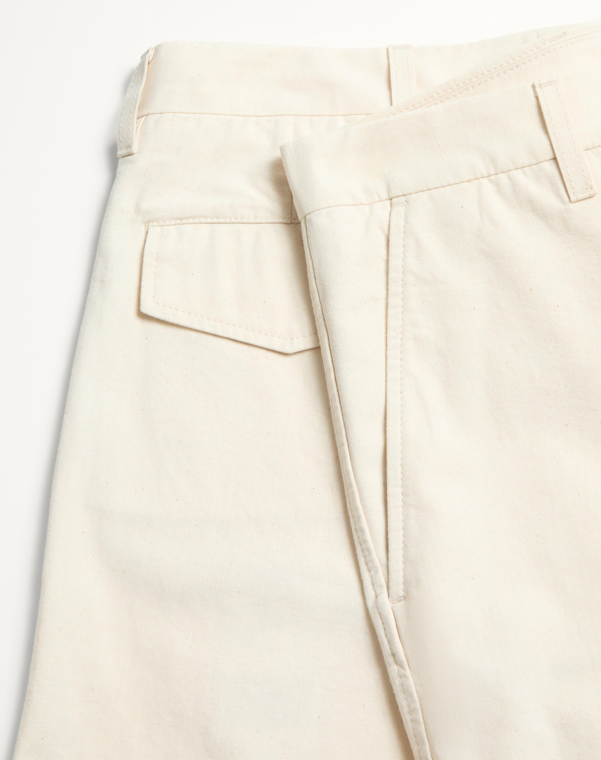 Valentino Ecru Cotton And Linen Bermuda Shorts In White