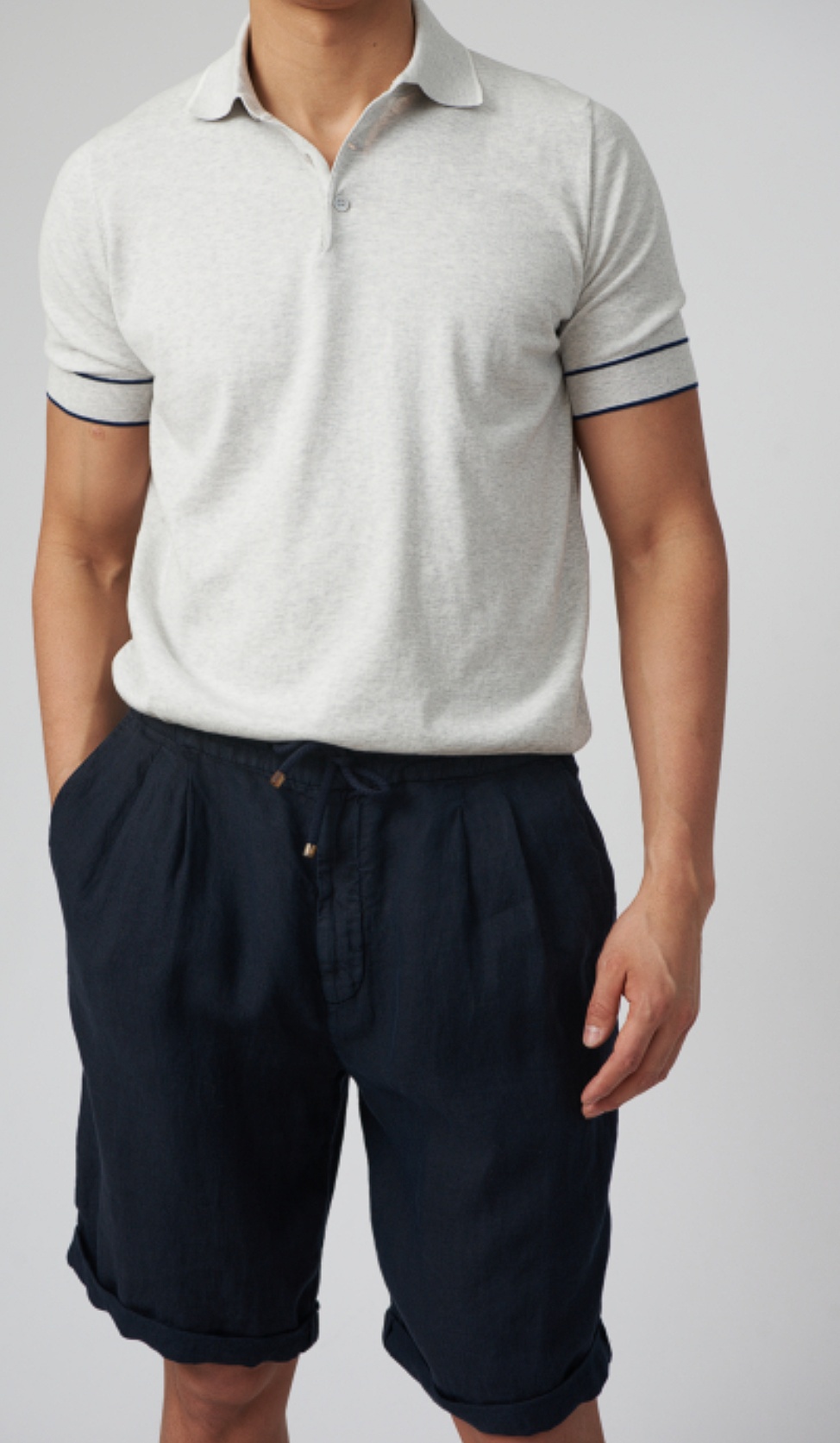 Brunello Cucinelli Garment Dyed Linen Gabardine Bermuda Shorts With Drawstring And Darts In Black