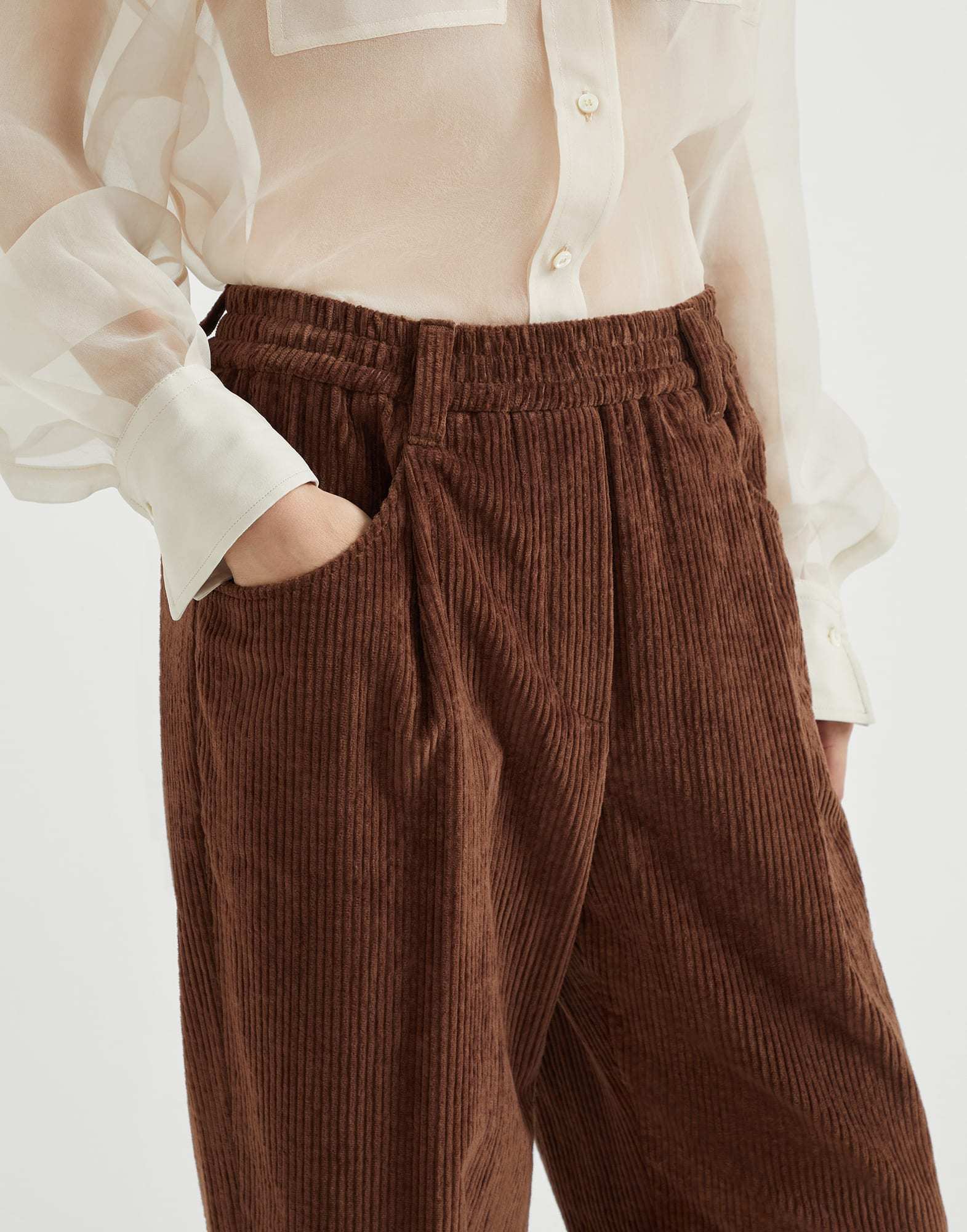 Brunello Cucinelli Soft Corduroy Pleated Straight-leg Ankle Pants In Brown