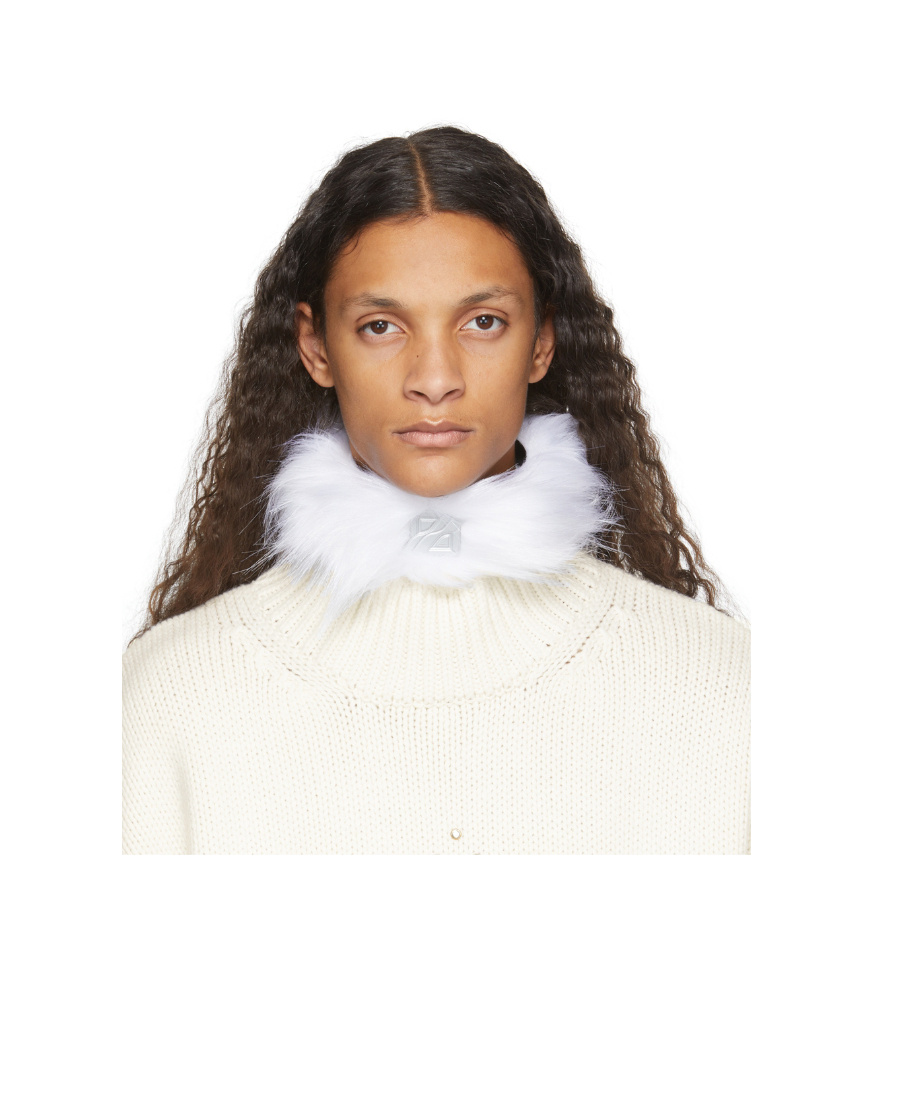 We11 Done Artificial Fur Collar In White