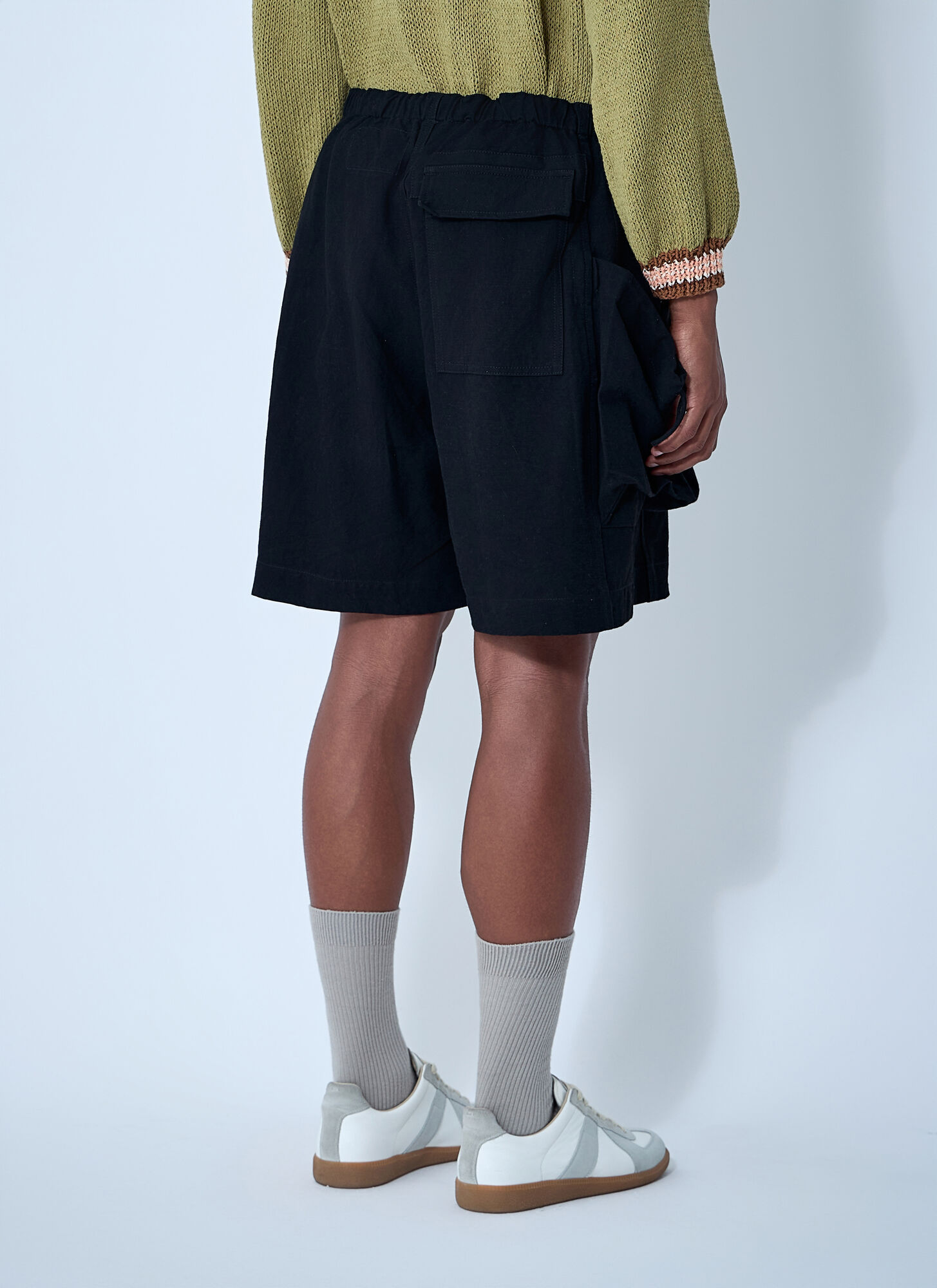 Story Mfg. Salt Cargo Shorts In Black