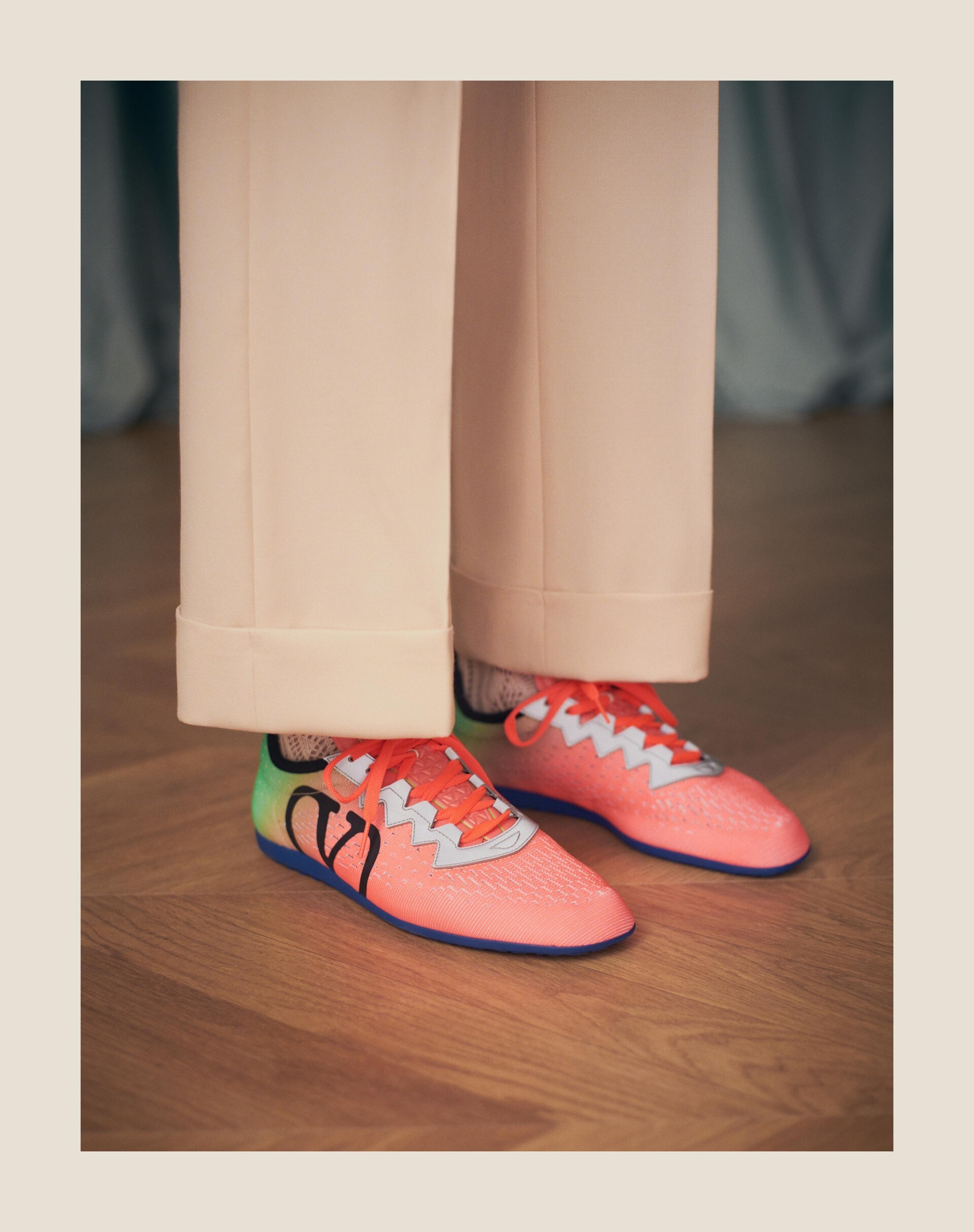 Valentino Garavani Vlogo Sneakers In Orange