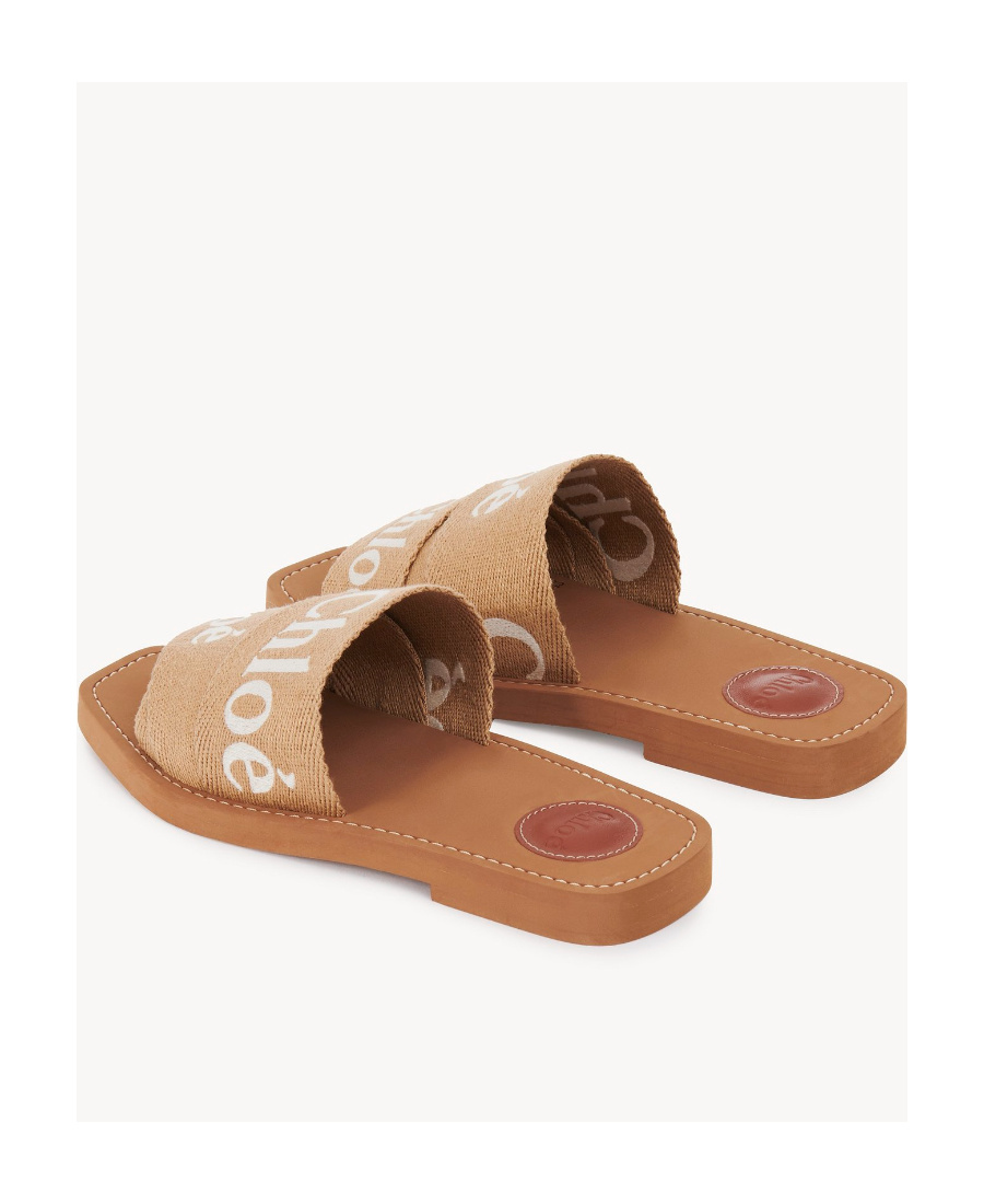 Chloé Logo Woody Flat Mules In Nude