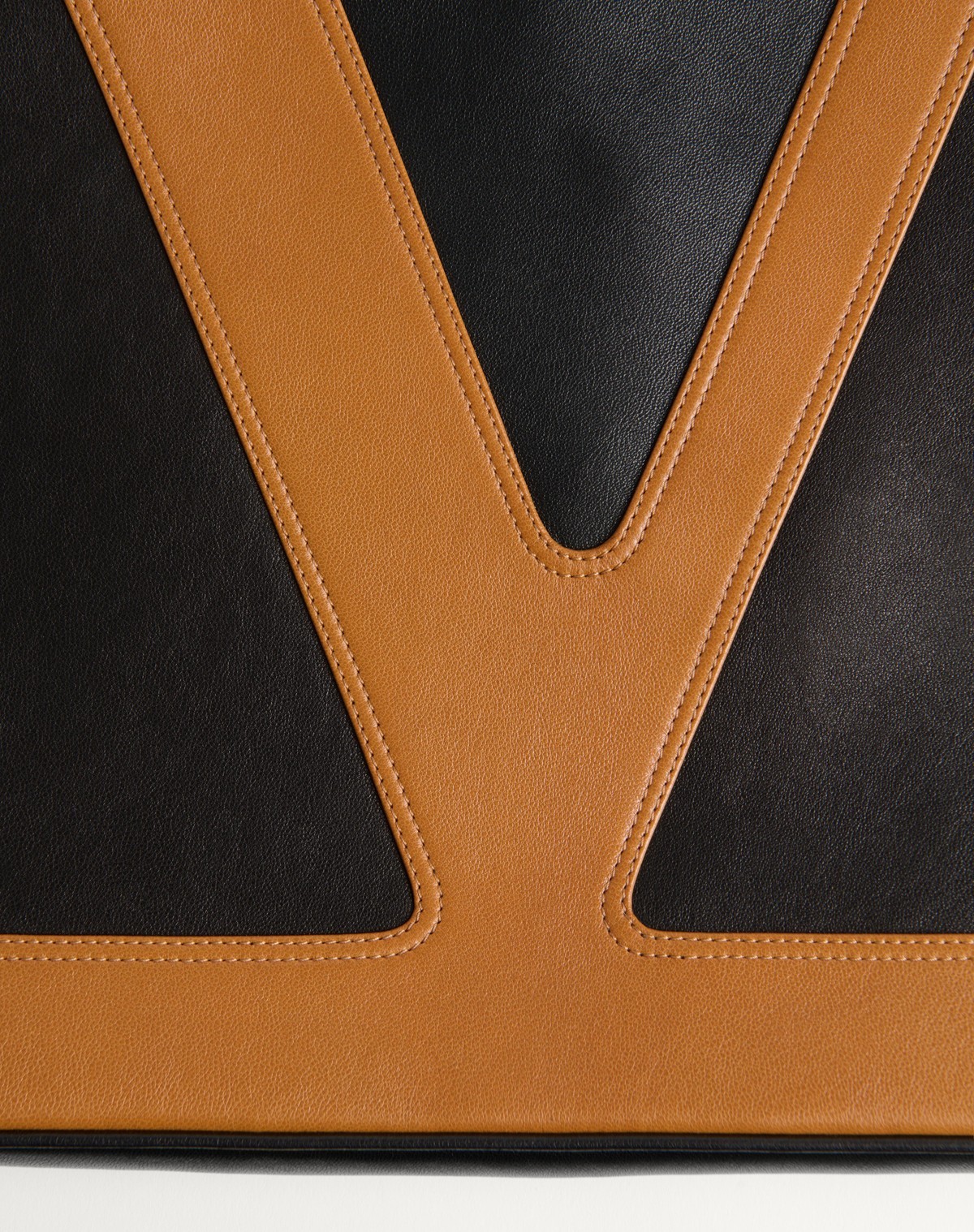 Valentino Black Nappa Leather Large Viva Superstar Shopping Bag In Black