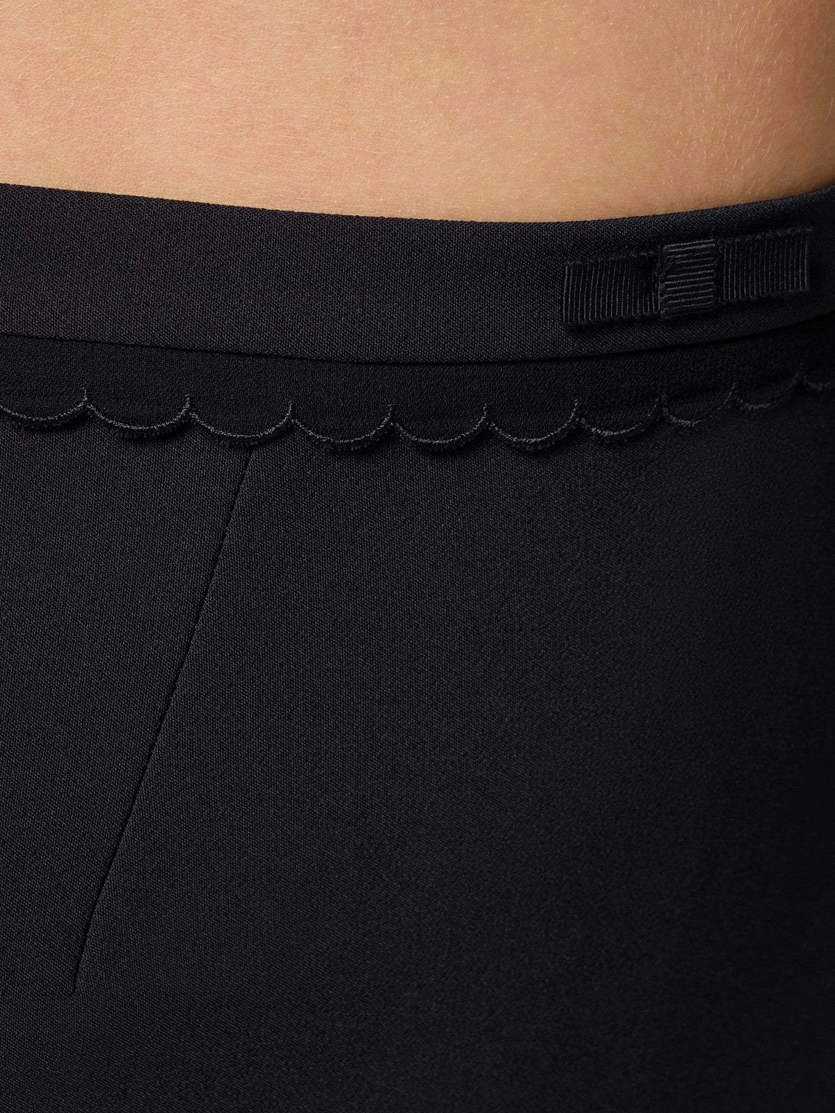 Elisabetta Franchi Longuette Skirt With Bow Detail And Back Split In Black