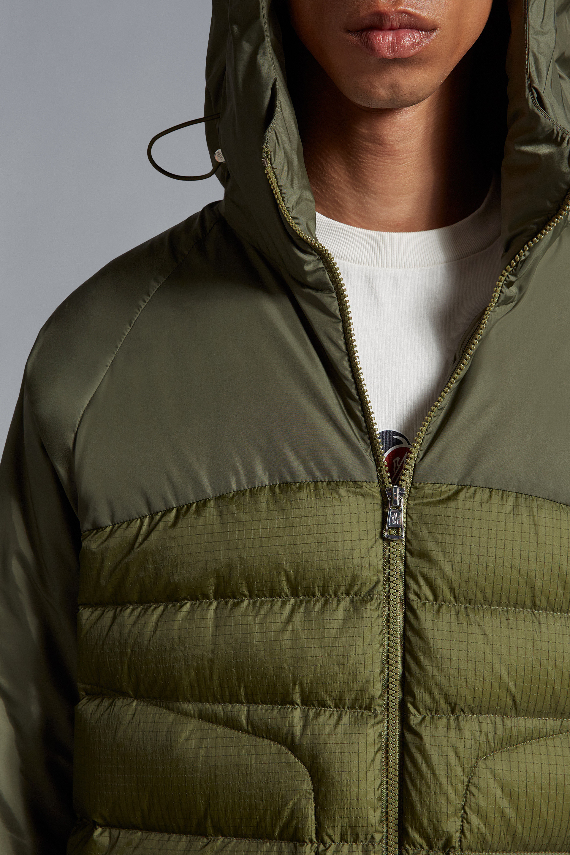 Moncler Gloas Quilted Puffer Jacket In Green
