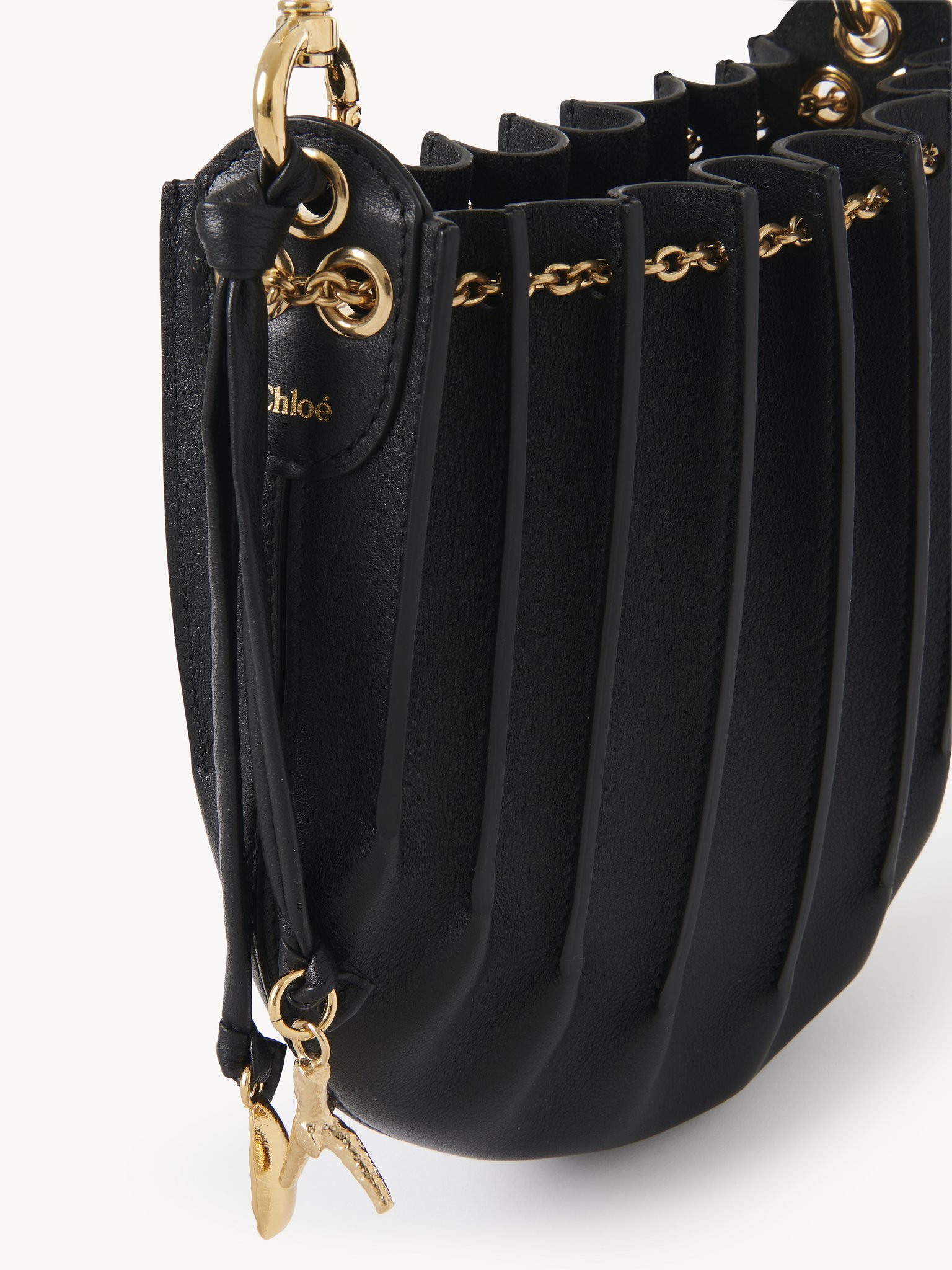 Chloé Chloe Women Black Leather Sea Treasures Crossbody Bag In Black