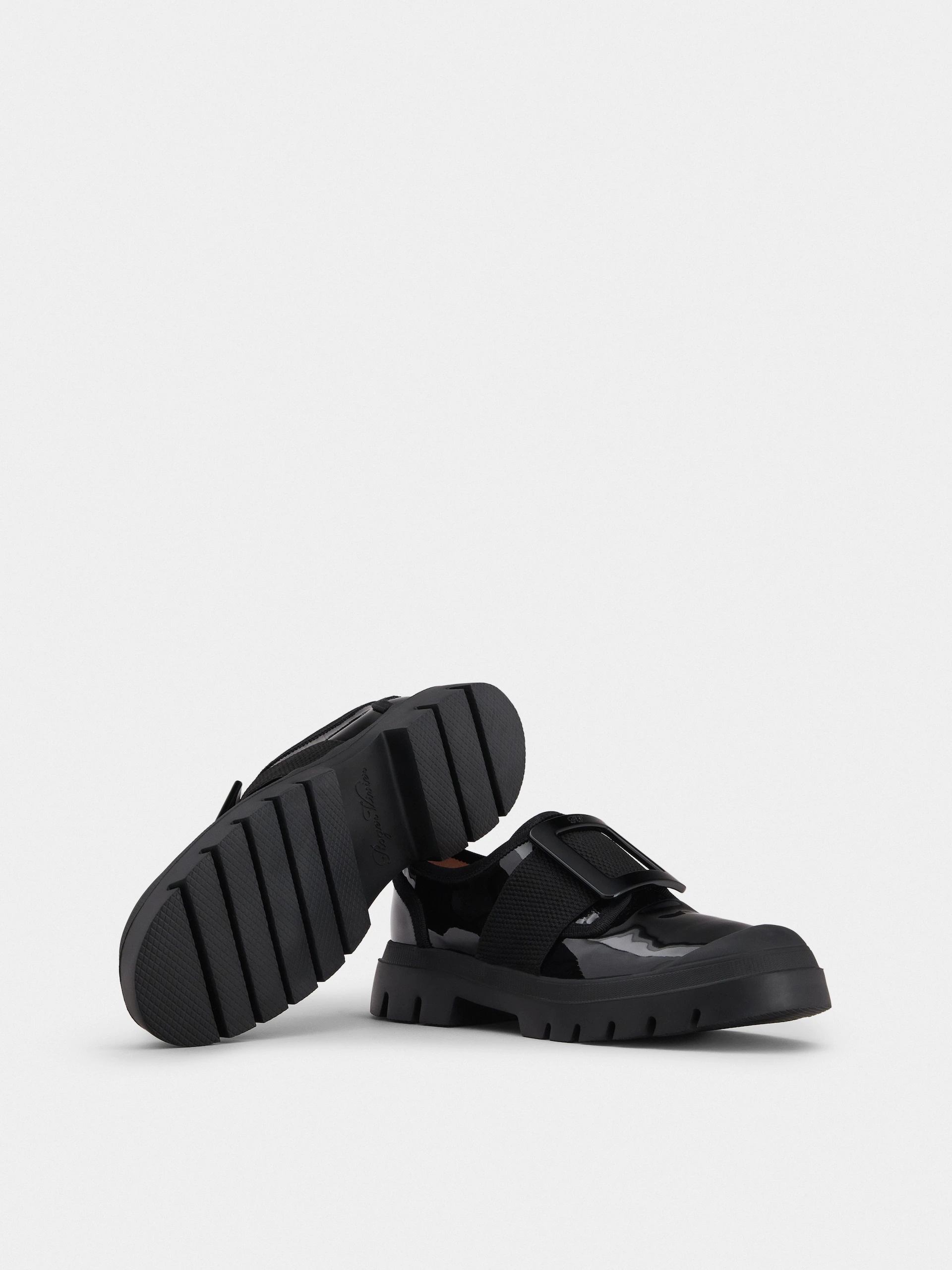 ROGER VIVIER WALKY VIV'BUCKLE LOW-CUT CASUAL SHOES