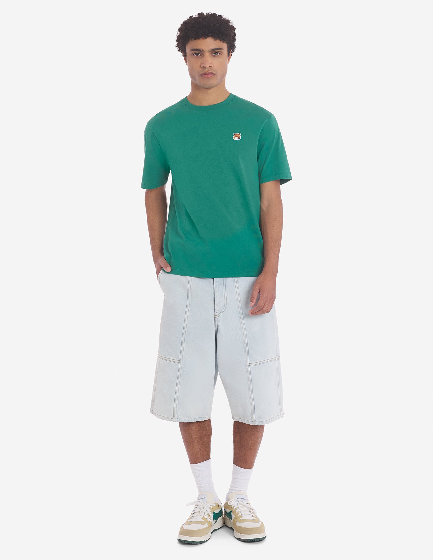Maison Kitsuné Fox Head Patch Regular Tee Shirt In Green