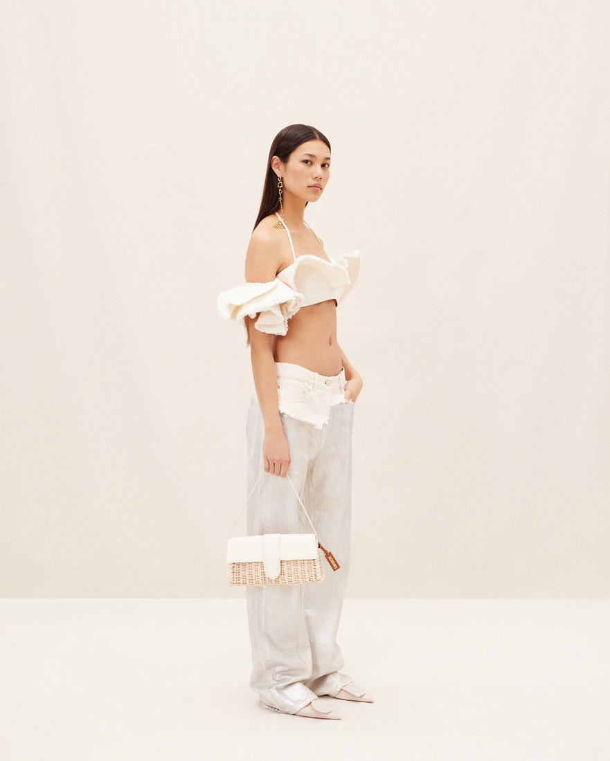 Jacquemus Artichaut Cropped Cold-shoulder Cotton-canvas Top In White