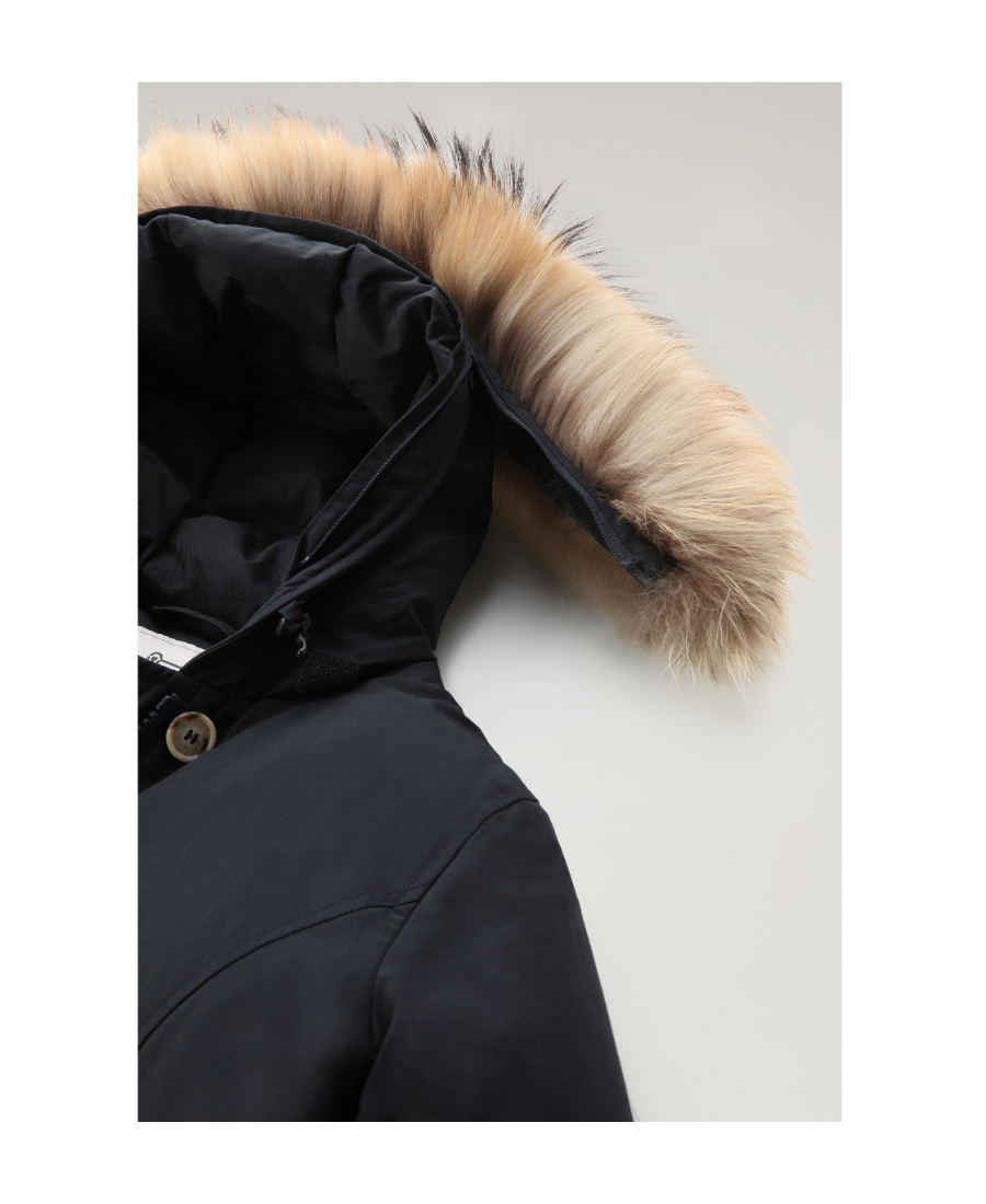 Woolrich Detachable Fur Collar Parka Coat In Black