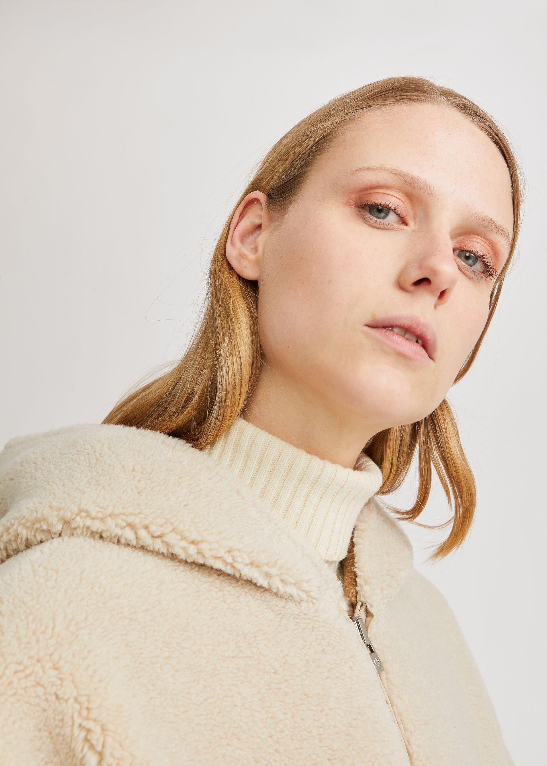 Loro Piana Wear Hooded Casual Jacket In Front And Back In Nude