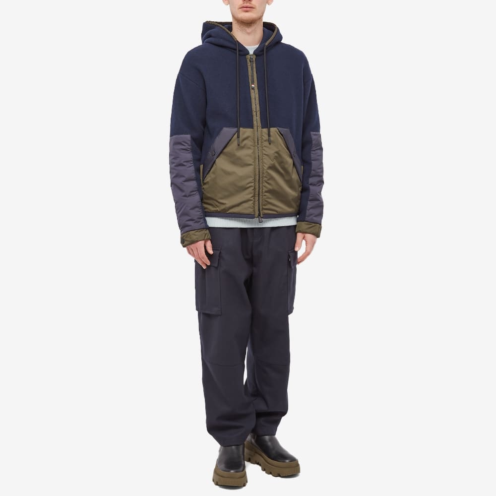Moncler Zipper Hooded Casual Jacket In Black