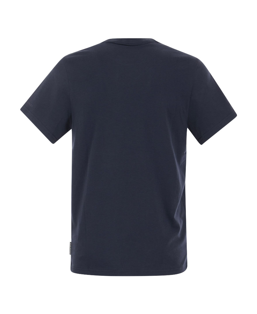 Shop Moose Knuckles Logo-print Cotton T-shirt In Black