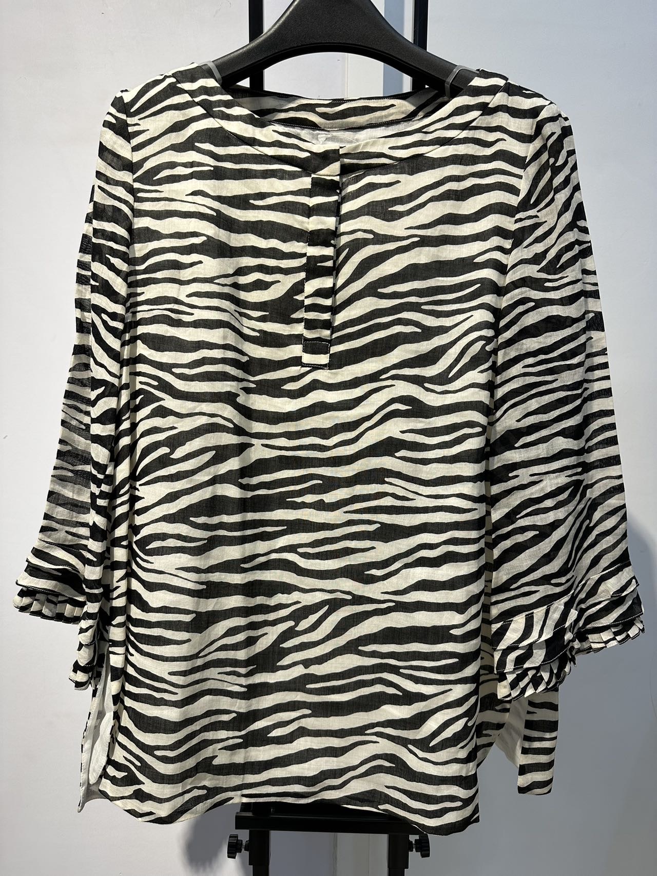 Max Mara Long-sleeved Top In Black
