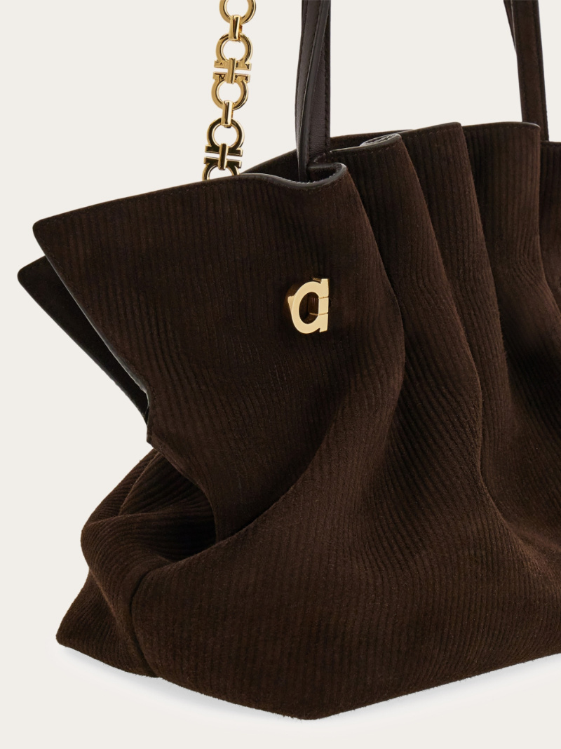 Ferragamo Soft-bag (m) In Black