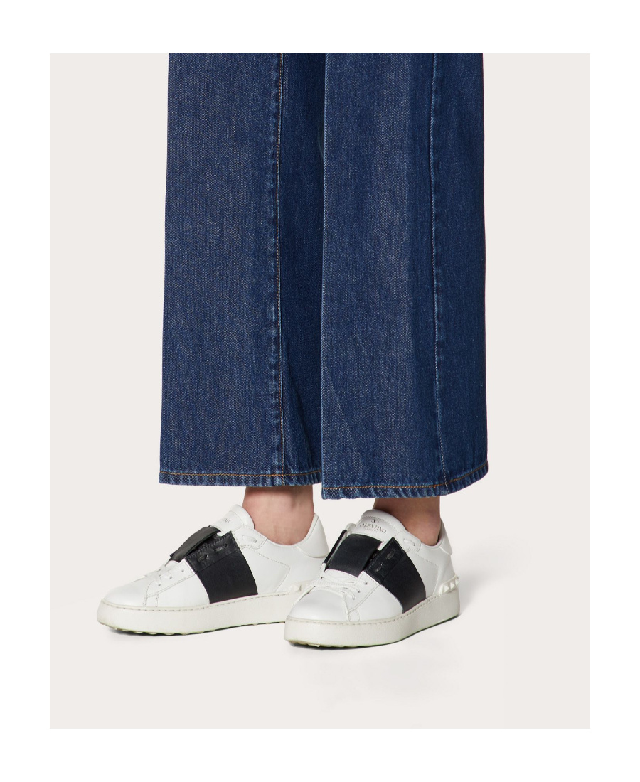 Valentino Rockstud Untitled Sneakers In White