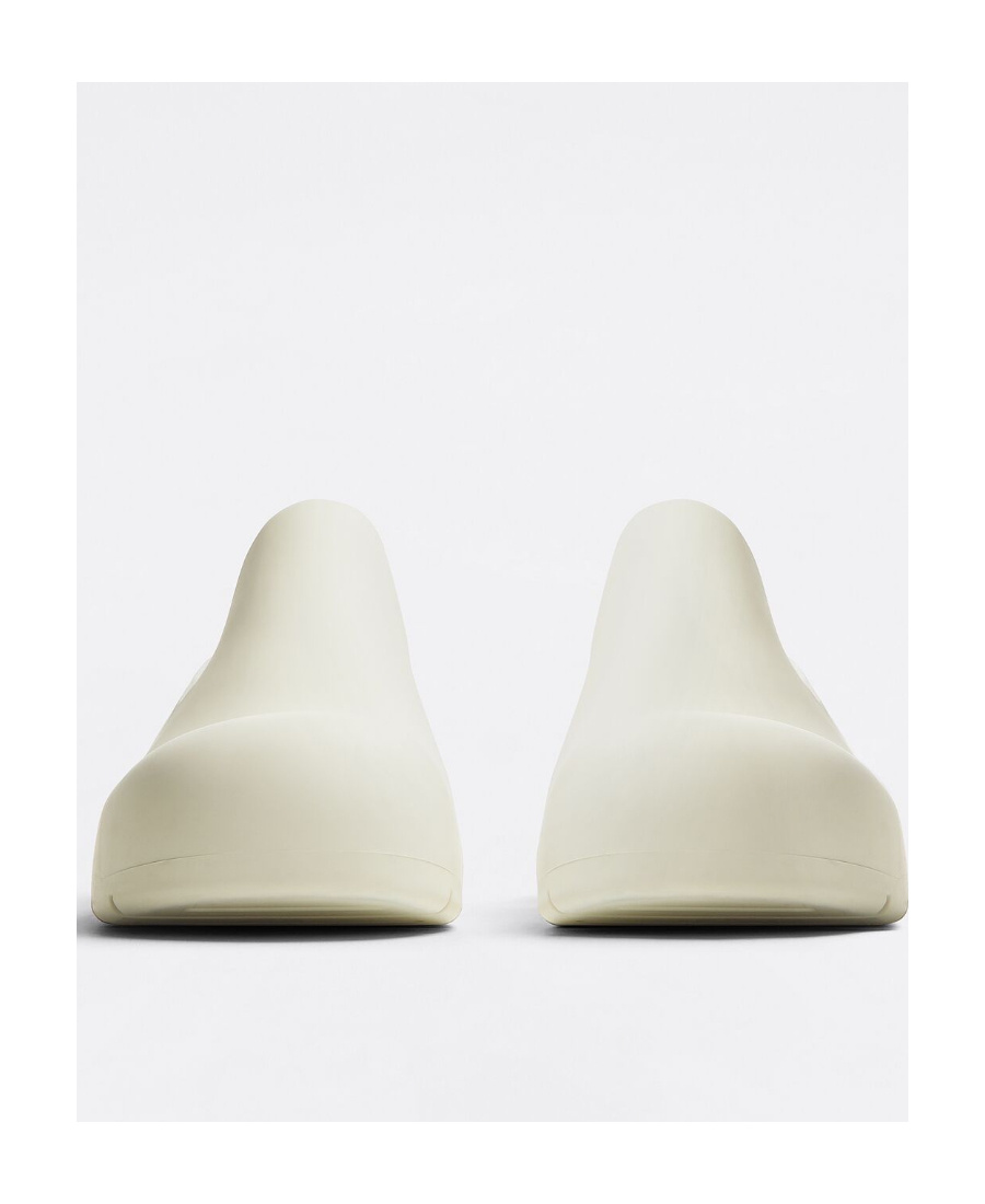 BOTTEGA VENETA EXPOSED HEEL DESIGN TO WEAR CASUAL SANDALS