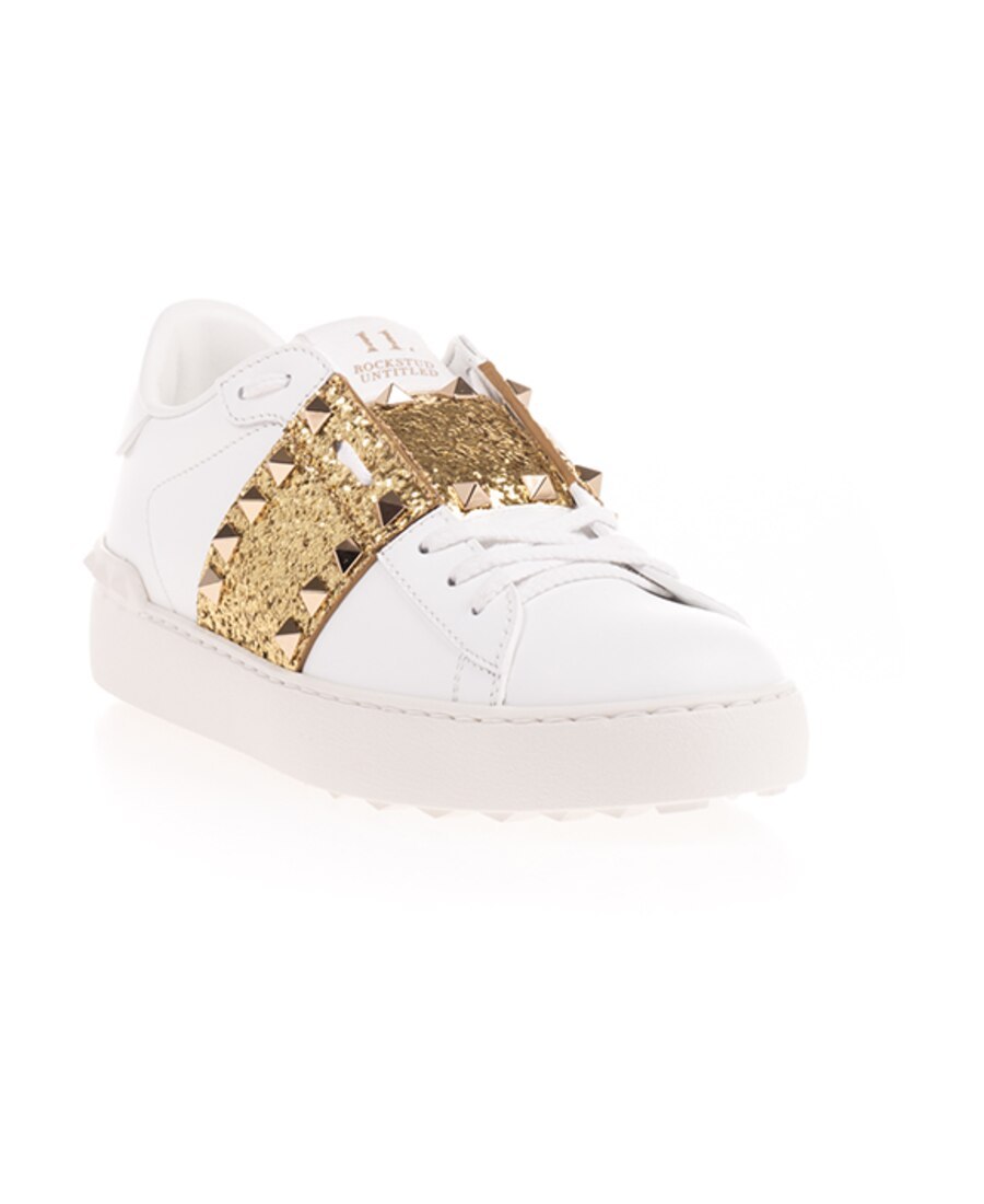Valentino Signature Rockstud-embellishment Sneakers In White