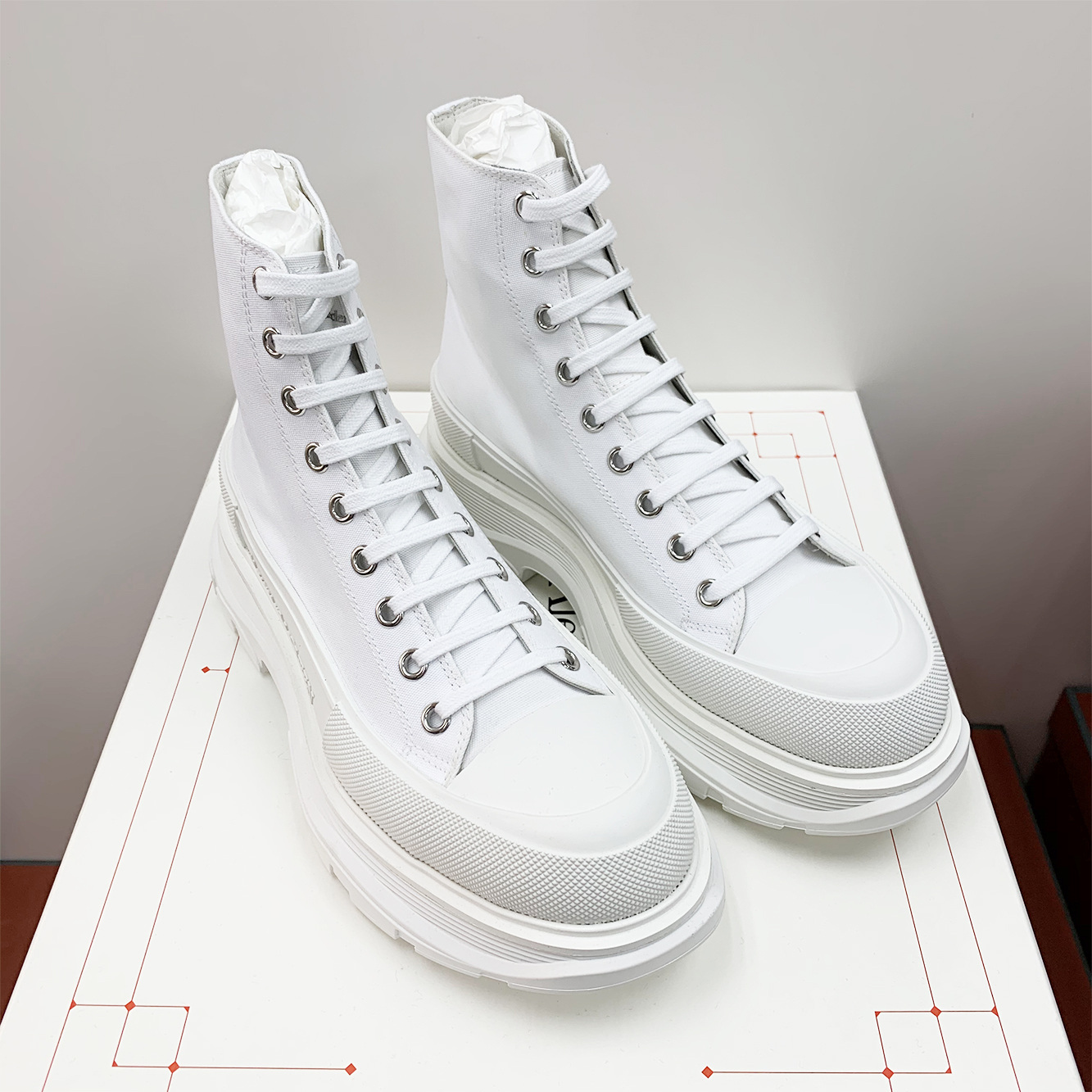 Alexander Mcqueen Tread Slick High Top Sneaker In White