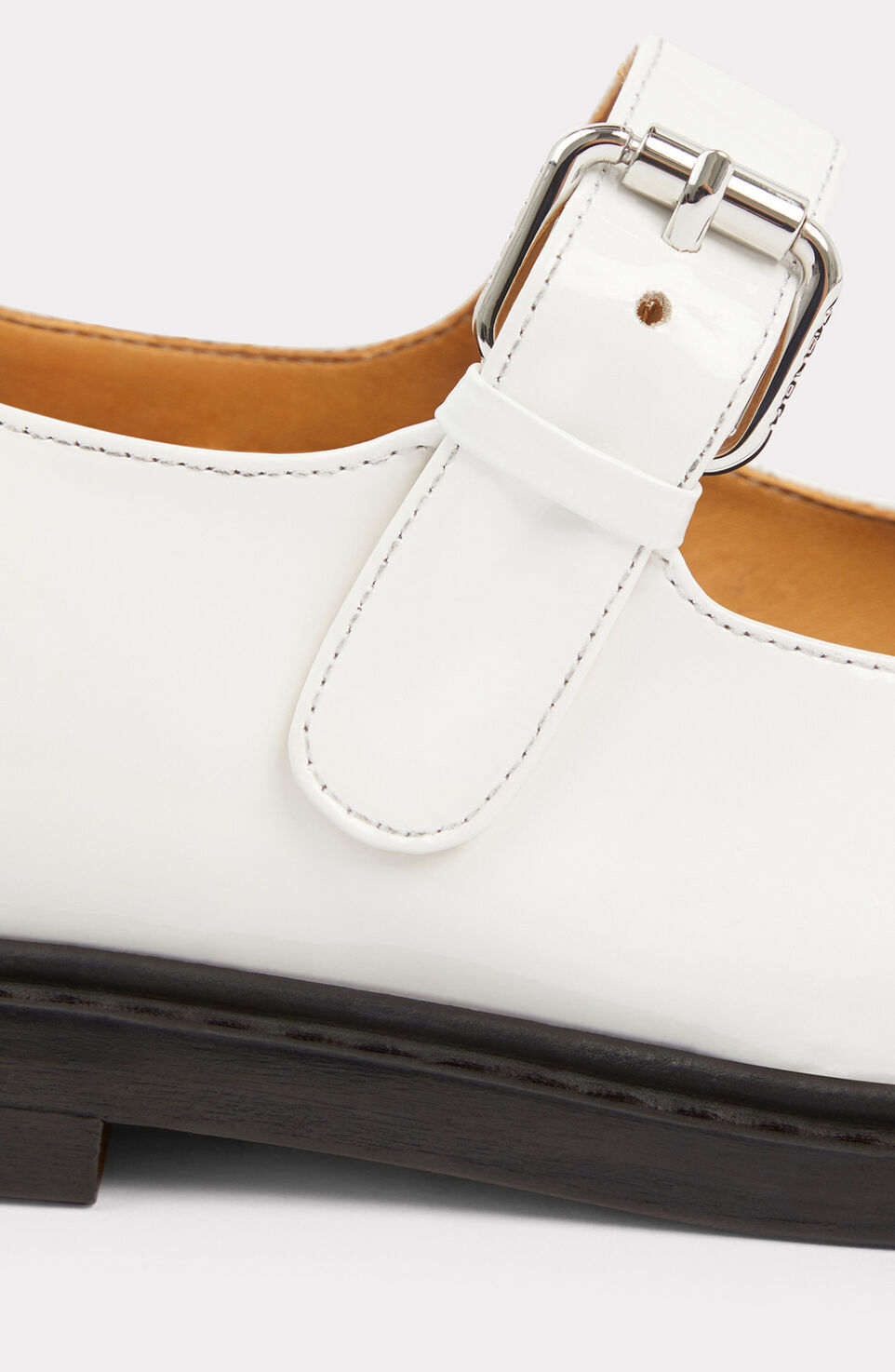 Kenzo Logo Plaque Buckle Fastening Flat Shoes In White